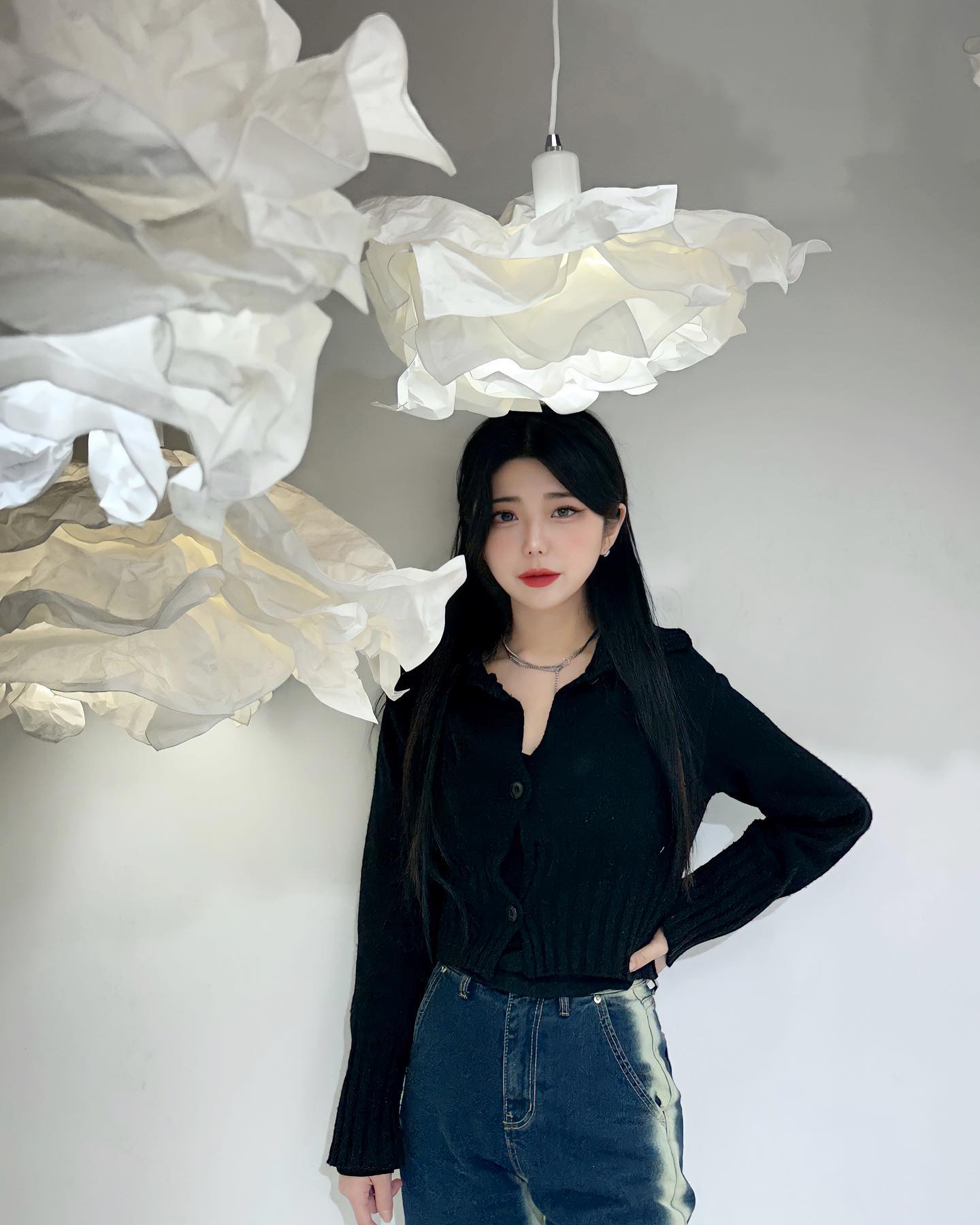 인생샷 건지고 온 날(•ө•)♡

#홍대전시회 #퍼스널컬러 #아이뮤지엄 #홍대 #상수 #합정