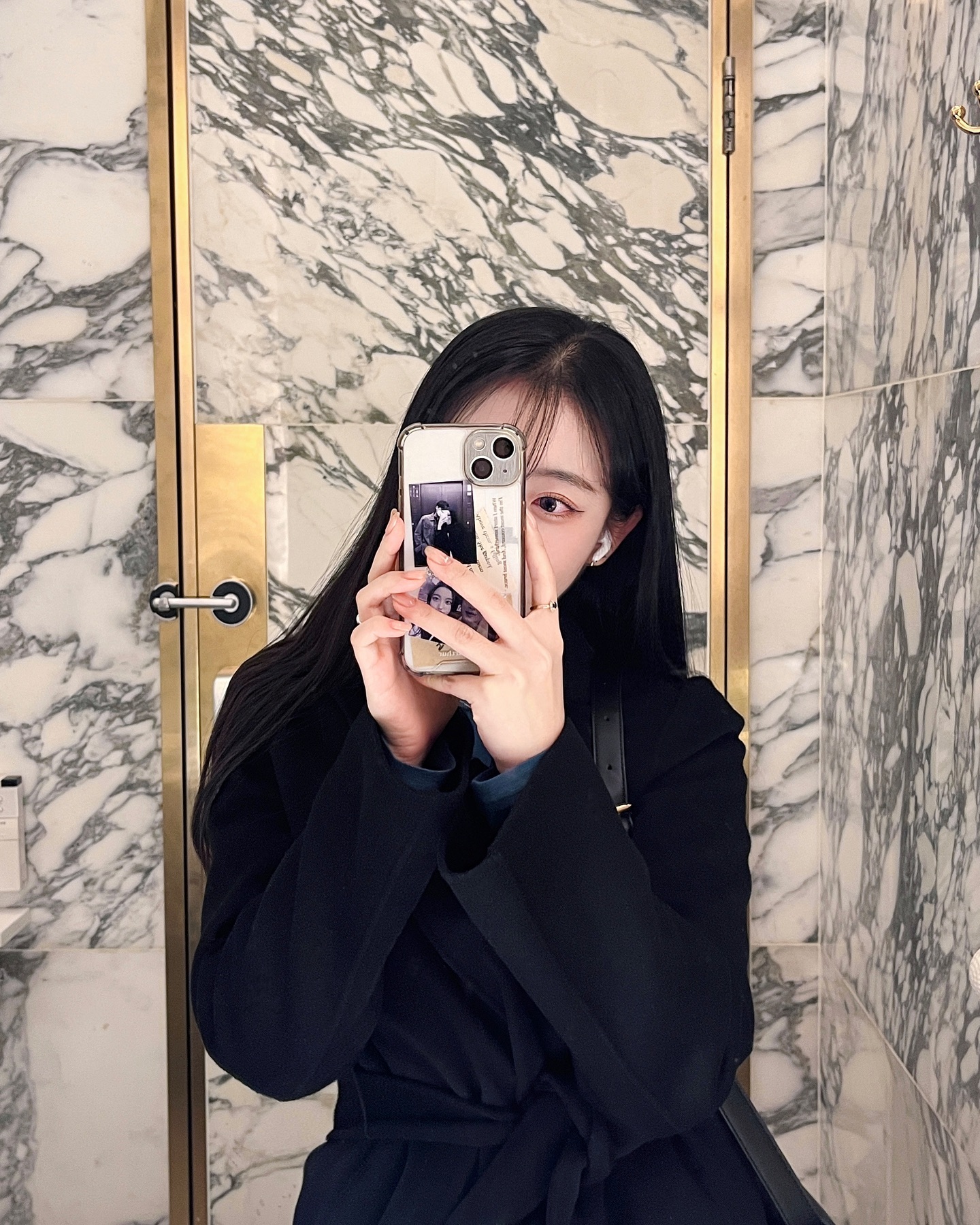 📸