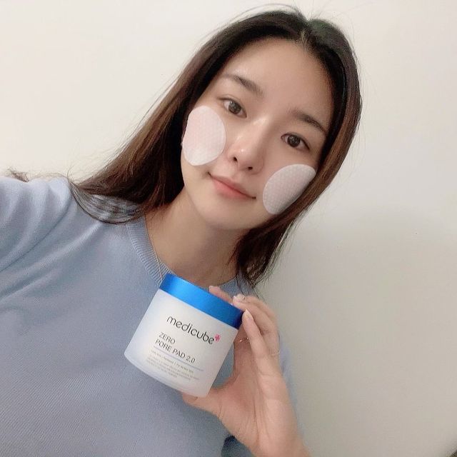 💕 on Instagram: "#광고 제로 모공 패드 2.0으로 모공타이트닝 케어하고 있어요. 11가지 인체적용시험을 완료했고 피지 개선은 물론 각질 및 노폐물 제거에 도움을 주는 패드랍니다. 일명 ‘유