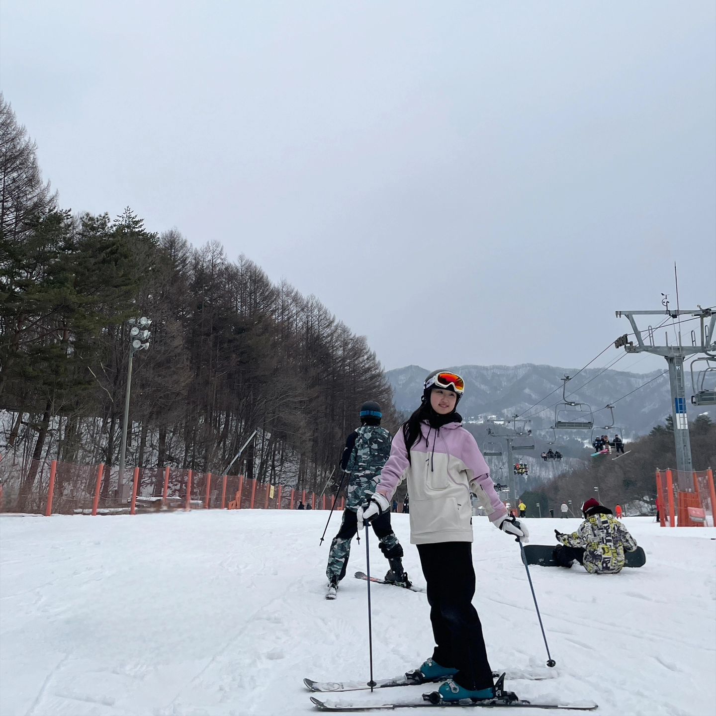이땐 몰랐지.. 다음날 다리가 이렇게 아플줄..
(photo by jaeho7423)
.
.
.
.
.
#휘닉스파크 #평창 #스키