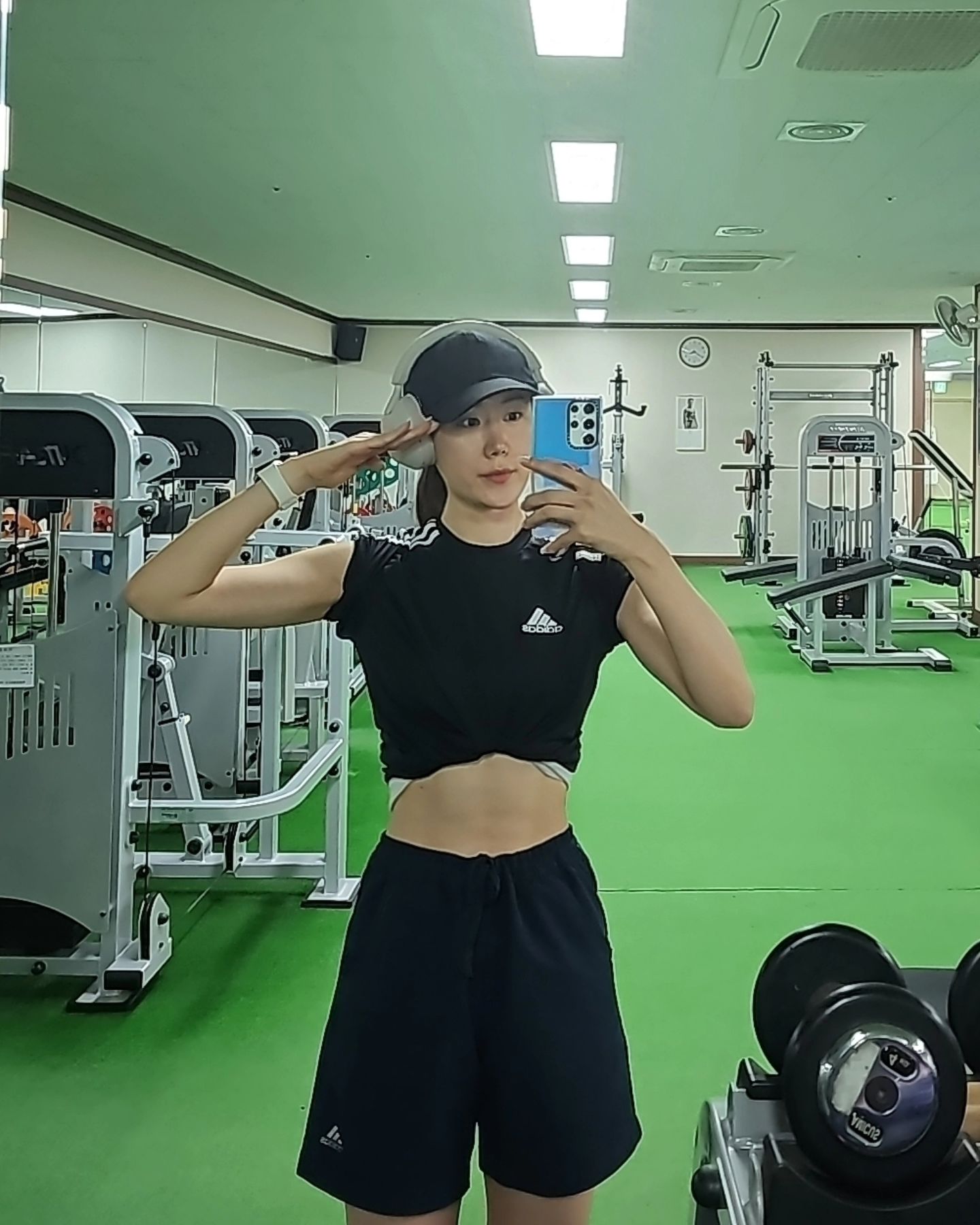 23년의 백예순다섯번째 헬티비티🐾 

🏋️‍♂️등

올해가 얼마안남았으니까 기록 막올리기 계속
다이어트 어떻게 하는지 까먹음

🆆🅾🆁🅺🅾🆄🆃 🆁🅾🆄🆃🅸🅽🅴

▫️트레드밀 10분
▫️케이블 암 풀다운 4세트
▫️루마니안 데드리프트 4세트
▫️랫풀다운 4세트
▫️플로어 시티드 케이블 로우 4세트
▫️하이퍼 익스텐션 5세트

#오운완#둥_헬티비티