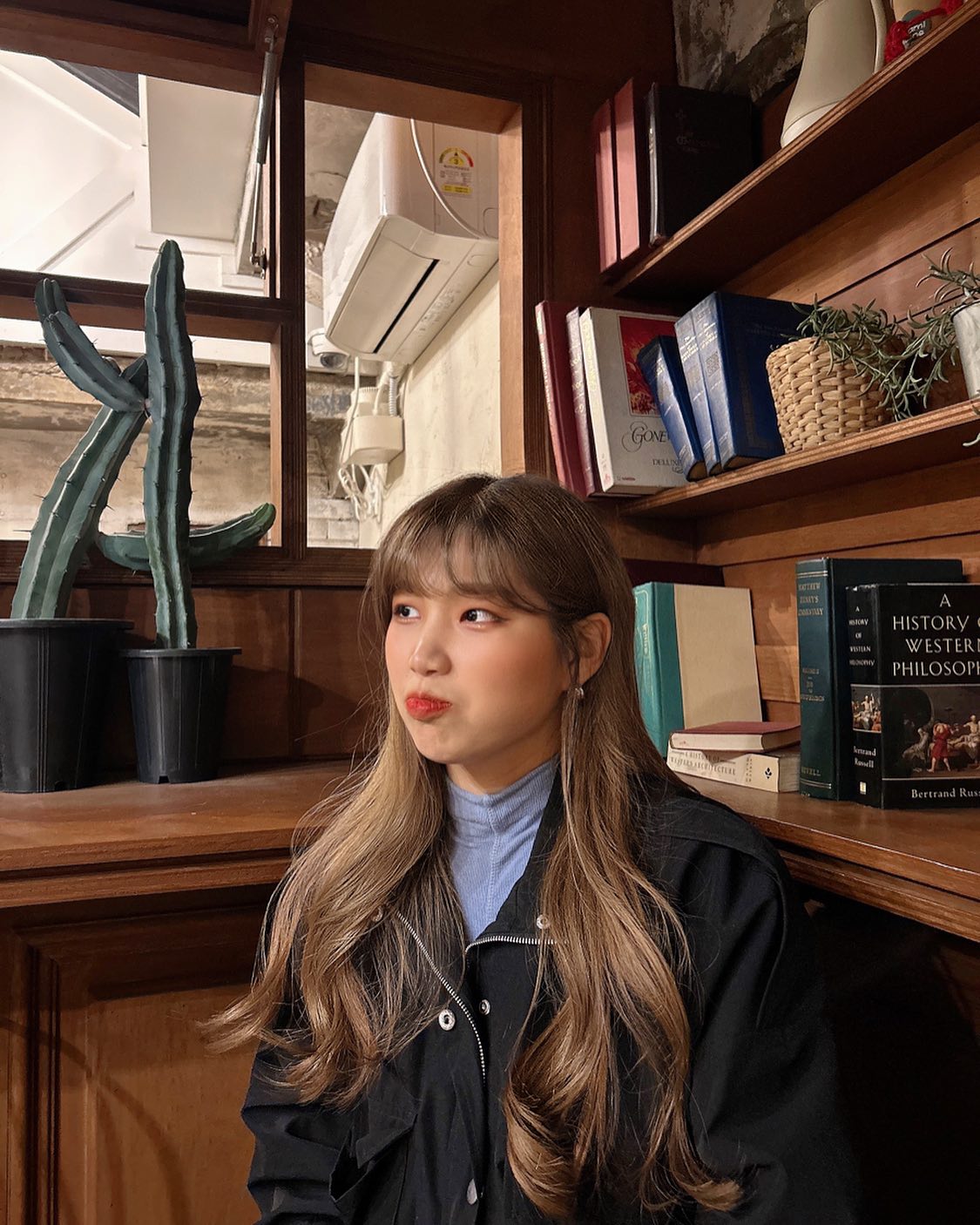 깁스하니까 더 나가고 싶다구😢
