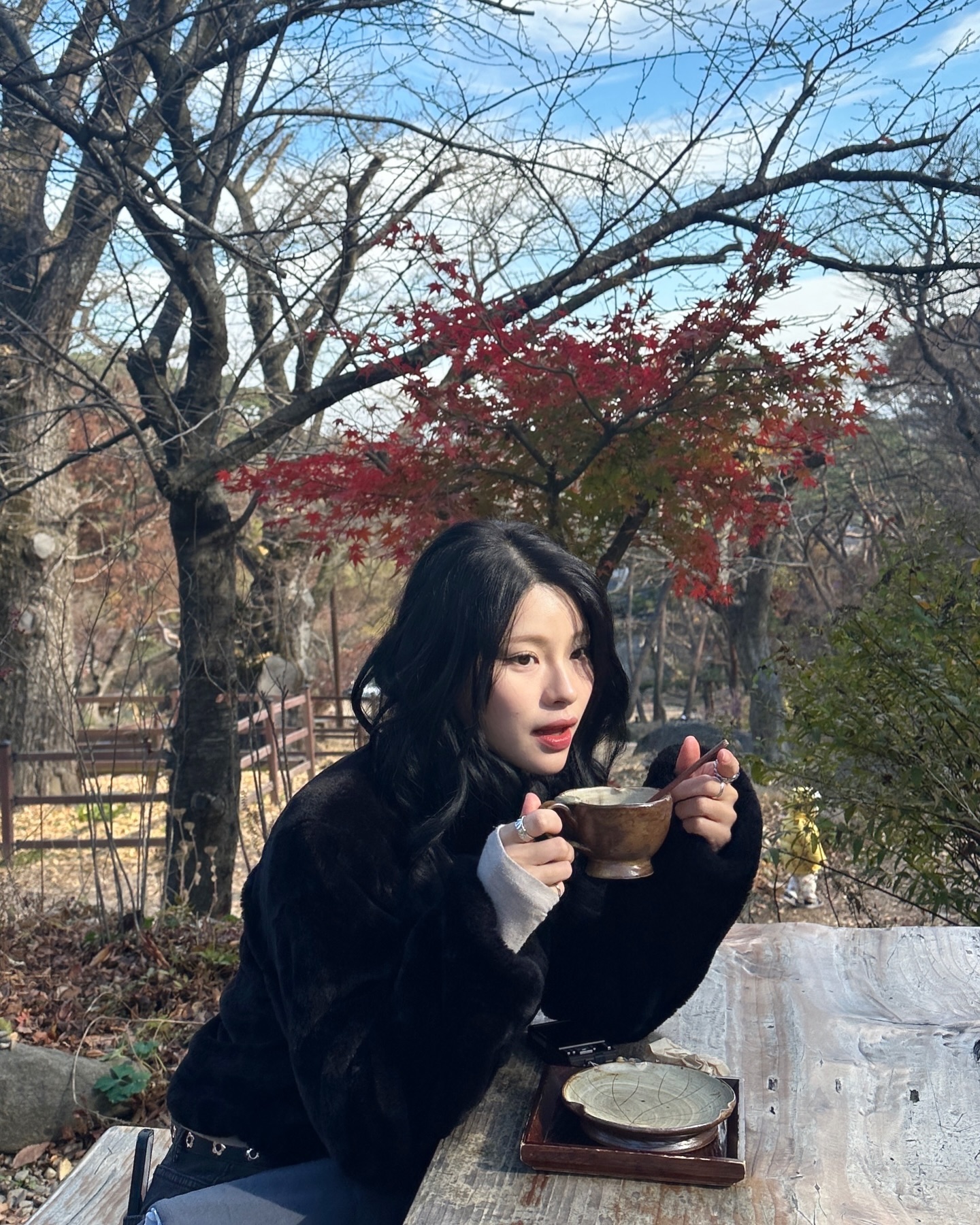 -
아직 나무들도 눈치보는 가을 🍂🍁🍃
.
.
.
.
.
#강화도 #강화 #서울근교 #강화도여행 #전등사 #등산 #러닝 #카페 #숲 #낙엽 #가을 #단풍 #trakking #cafe
