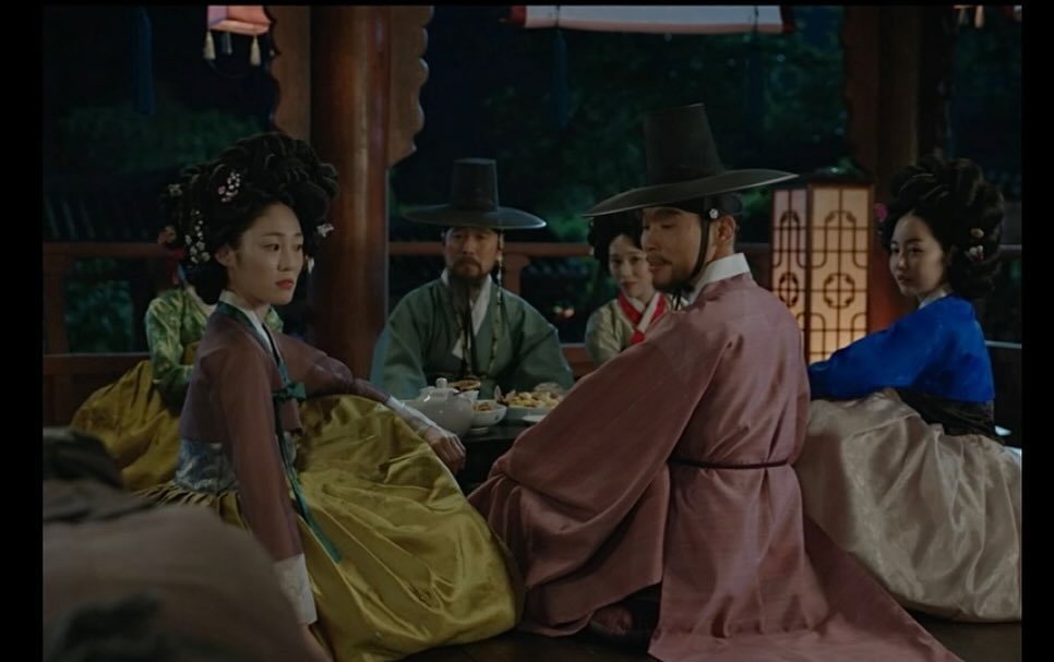 어제 끝난 세작 , 매혹된자들 6 - 7 🎬
셀러브리티 이후에 또 뵙게된 스윗 엄효섭 선배님 , 그리고 양경원 선배님 두분과 ! 규원캐디님 은민캐디님 감사합니댜 ❤️
.
.
.
.