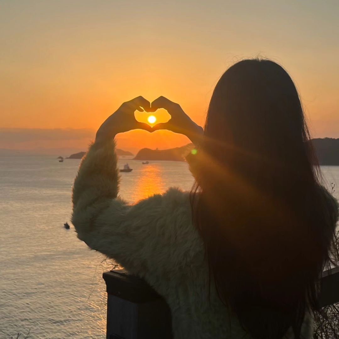 #주니그램💏 
ㆍ
ㆍ
ㆍ
ㆍ
#지는해🌞 
#이쁘다그램🌸