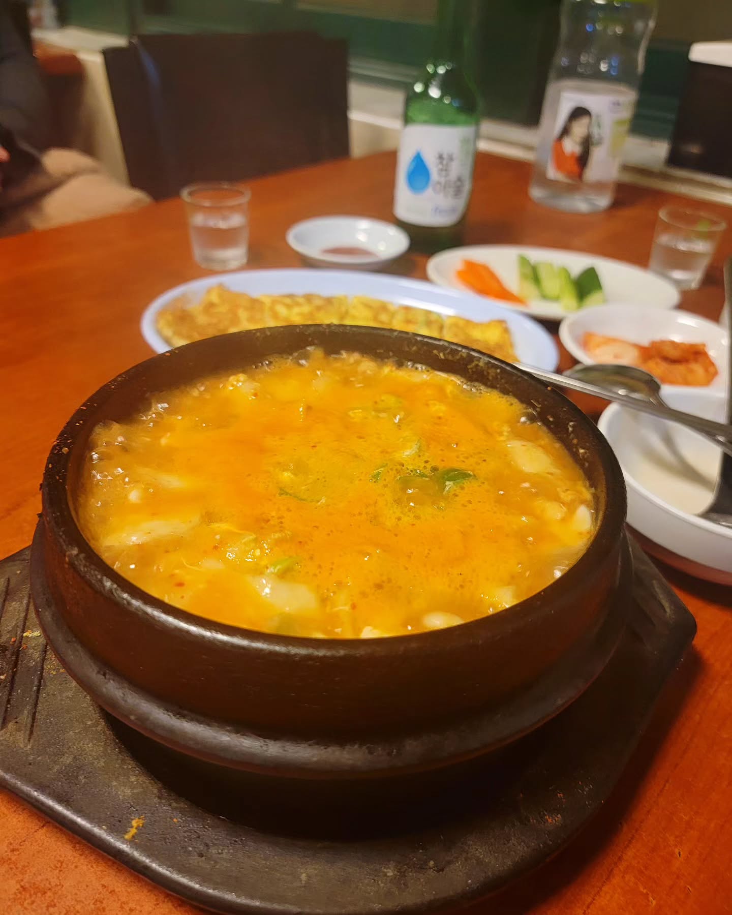 또와순두부수제비
또와순두부 정말오래된단골집

순두부수제비
KRW 17000

#dinner #저녁 #晚饭 #서울 #seoul #首尔 #首爾 #korea #韩国 #韓國 #好吃 #好食 #美食 #맛스타그램 #foodie #foodporn #韩国美食 #韓國美食 #韓國旅遊 #노원역맛집 #노원맛집 #노원가볼만한곳 #노원맛집추천 #노원핫플 #노원데이트 #노원맛집 #koreanfood #노원