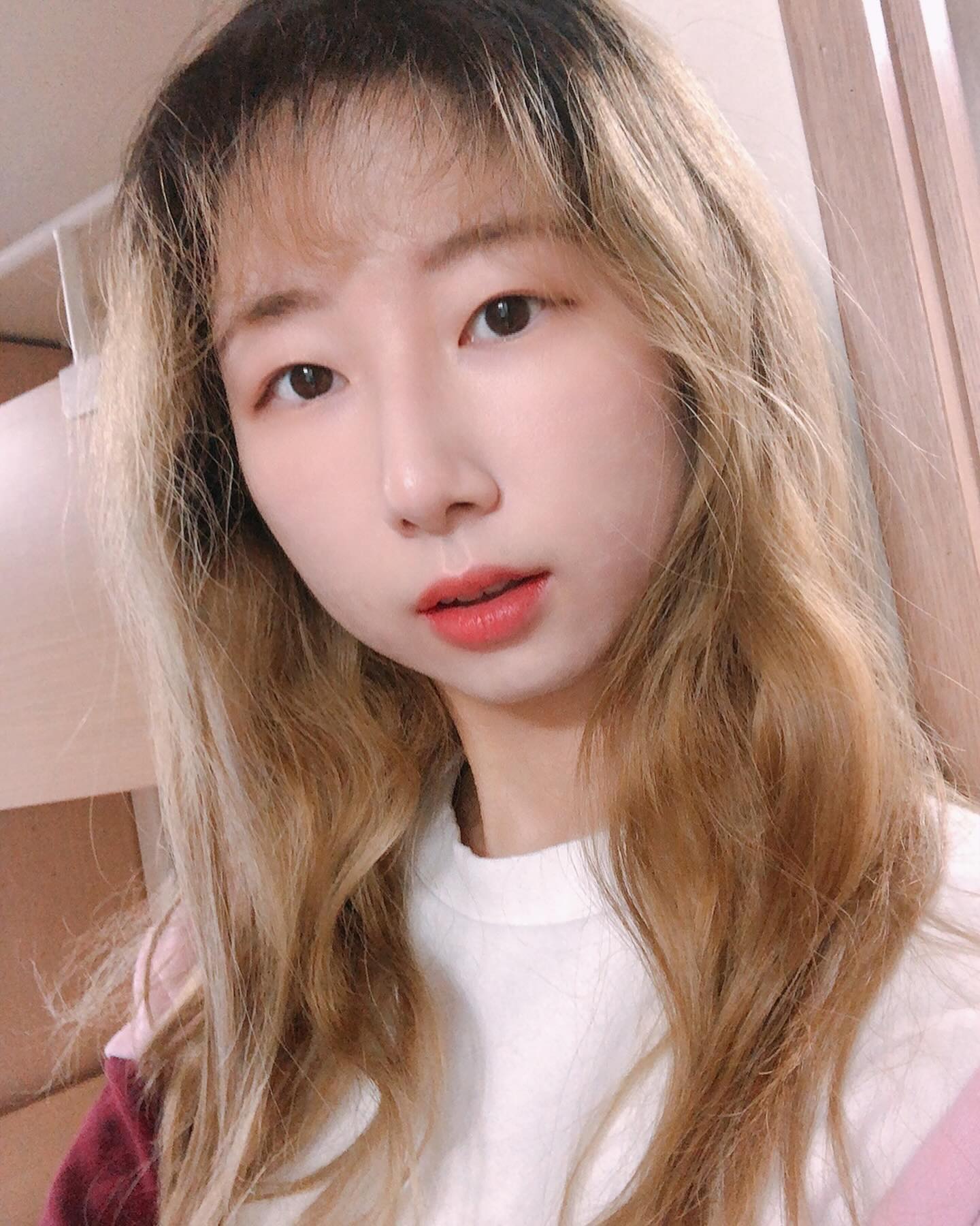 -
예전 사진 보다보니까 탈색하고싶당 염색이라도.....💇🏻‍♀️💆🏻‍♀️
일단 머리 더 기르기⭐️
인스타에 없는 사진 위주로 기록용 업로드ㅎㅎㅎㅎ
