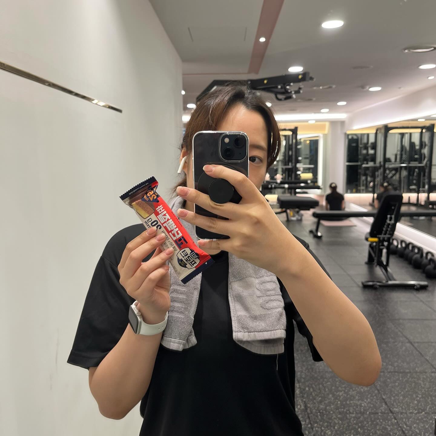 이지프로틴 고단백질바(TEAM_GO)

오운완💪🏻

하체는 매일🦵🏻🦵🏻
인터벌 러닝 30분
식단까지 해야 득근이지ㅠ
힘들고나

#이지한3일챌린지 #이지프로틴단백질바 #이지프로틴고단백질바 
#TEAM_GO #이지프로틴 #단백질바추천 #협찬 #오운완