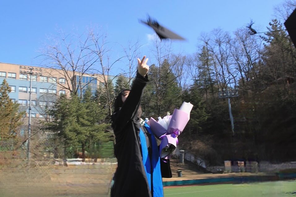 못다한말은블로그에서
아니근데님들아옷을잘못입엇으면말해줫어야지왜님들만멀쩡하게입어요바보같이잘못맨것도모르고 펄럭~

Special thanks to nameungyeol2
