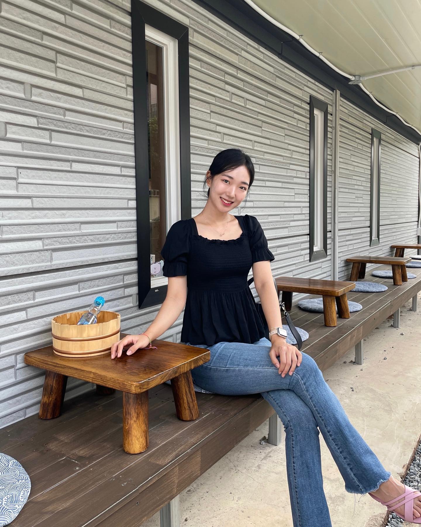 여름 가..가지..가..아니..가지마
부시시한 머리와 녹는 화장으로 느껴지는 날씨😎