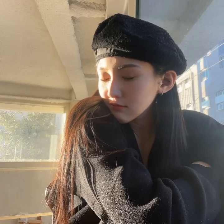 모자 넘 맘에 들어🪩