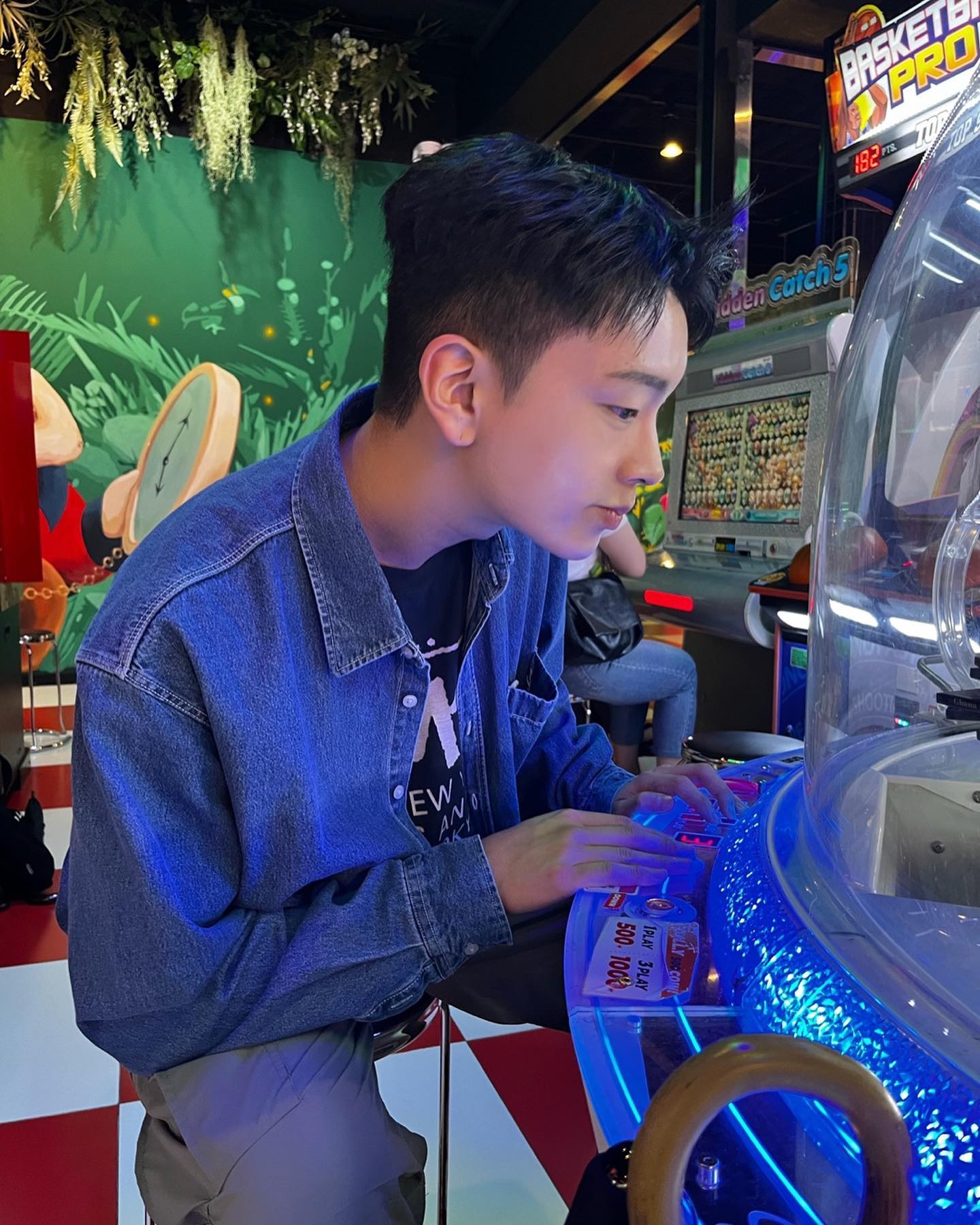 사행성 오락은 삼가 할게요…