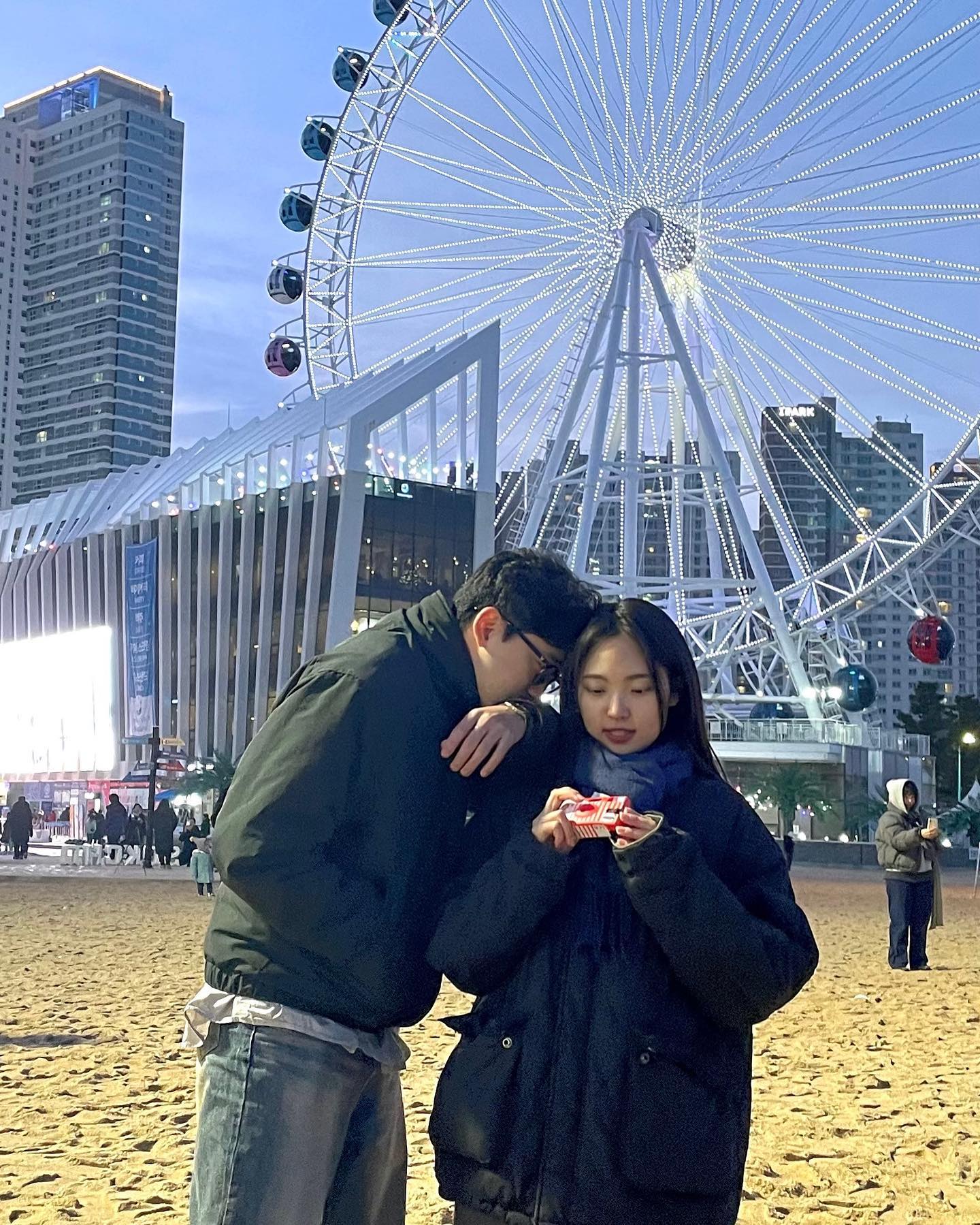 내가 모자르는 만큼 너는 조금 모나있거든
아무렴 어때 네가 나를 사랑한다는데😌😚