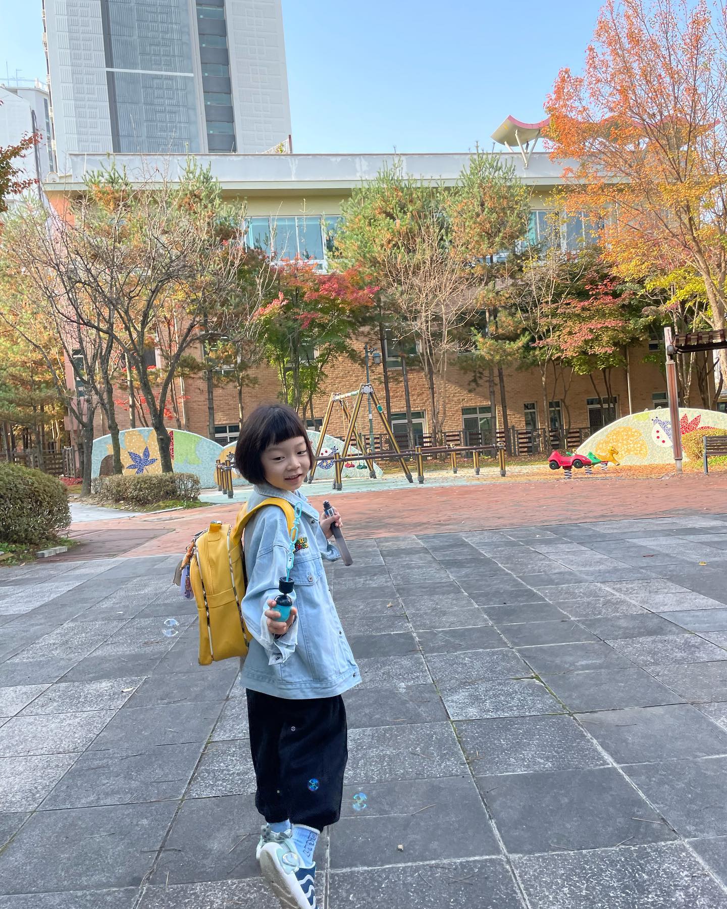 ꕤ
⠀⠀⠀⠀⠀ ⠀ ⠀⠀⠀⠀⠀⠀ ⠀⠀⠀⠀⠀ ⠀⠀⠀ ⠀
11월인데 날씨가 너무 따뜻하다🍁
매일매일이 즐거운 꼬맹이와 
11월도 화이팅🫶🏻🫶🏻🫶🏻⠀⠀⠀⠀⠀ ⠀ ⠀⠀⠀⠀⠀⠀ ⠀⠀⠀⠀⠀ ⠀⠀⠀ ⠀
⠀⠀⠀⠀⠀ ⠀ ⠀⠀⠀⠀⠀⠀ ⠀⠀⠀⠀⠀ ⠀⠀⠀ ⠀
#코코와우우형제네집
#우우형제일상기록