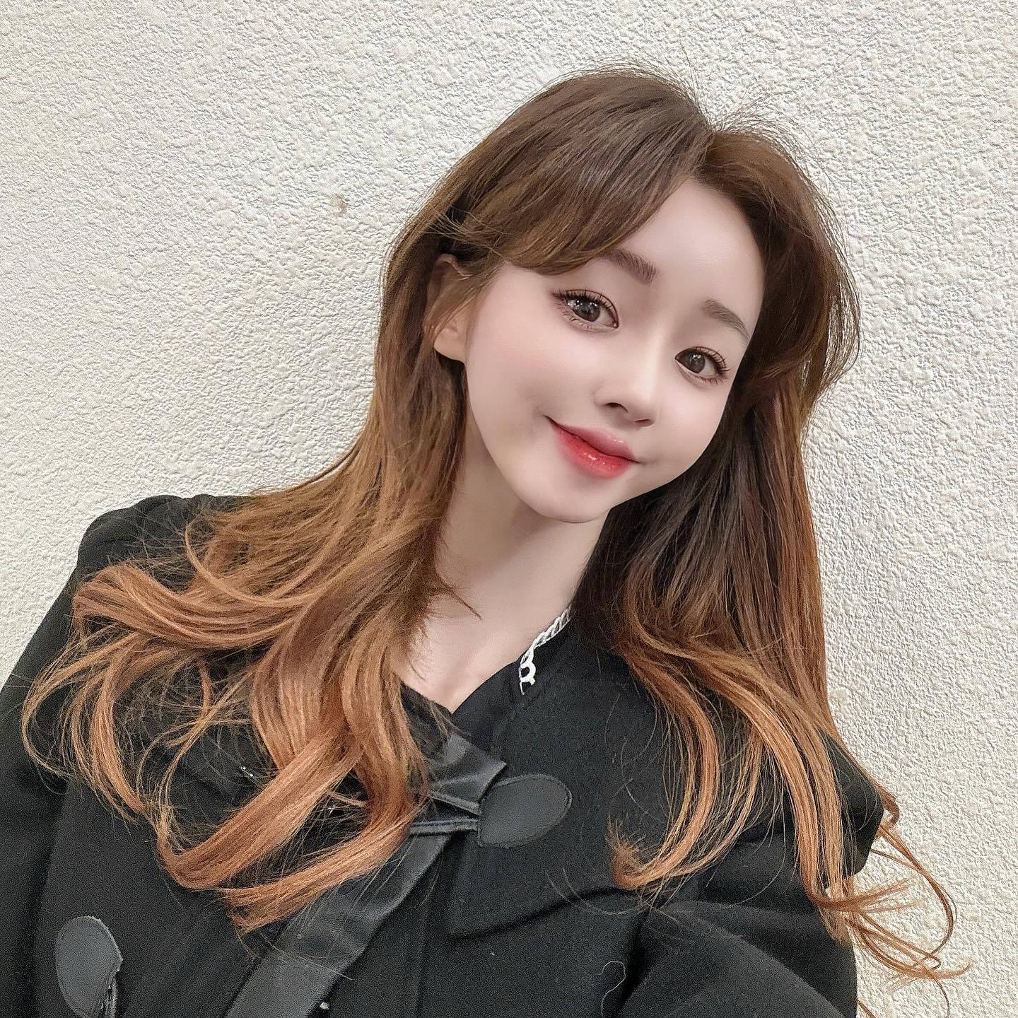 ⠀⠀⠀⠀⠀
연휴 막날은 염색도 하고 네일도 하고~❤️‍🔥
내 연휴 어디간거냐...추석연휴 기다려보자고..