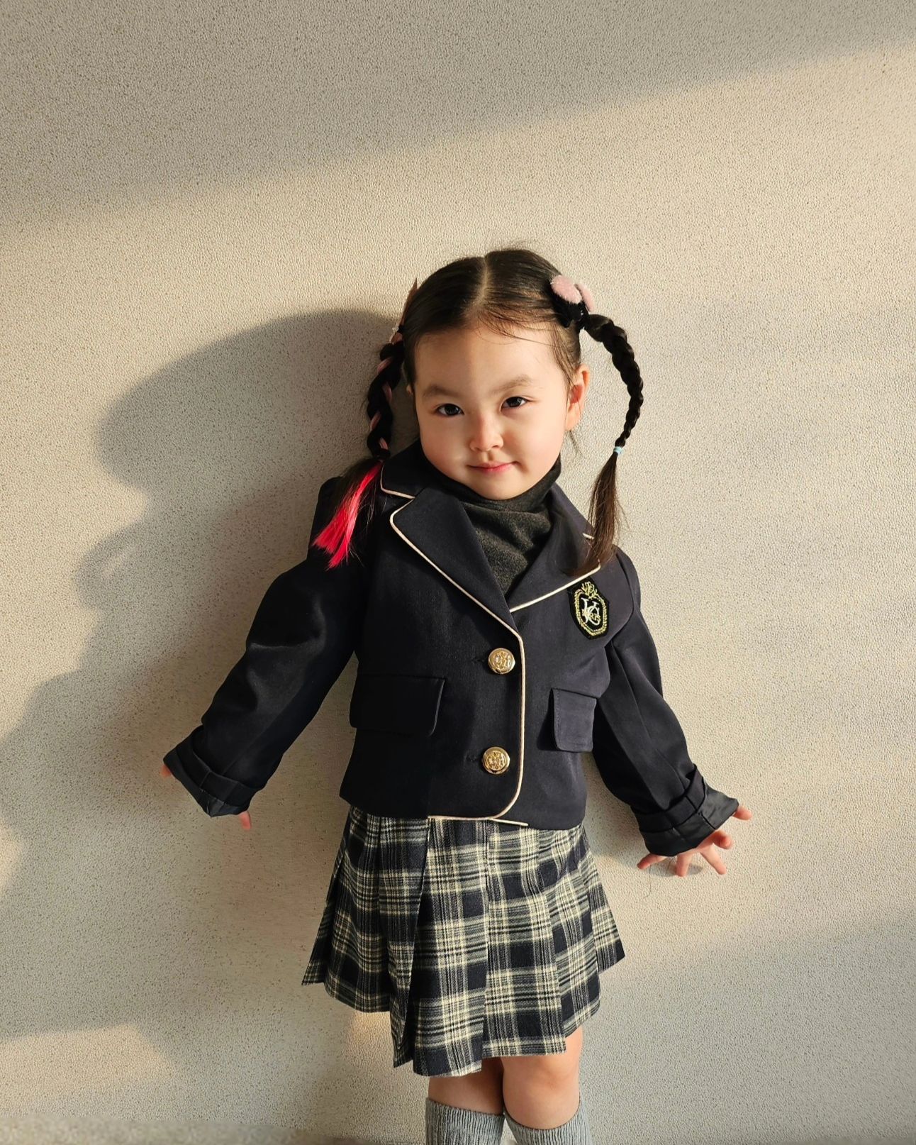 예비 유딩,예나👧🏻🎒
.
이제 제법 언니티가 나는 5살ㅋㅋㅋ
자기는 이제 언니라고 아기아니라고
예원이랑 똑같이 대우해달라는데..
동그란 배만 보면 아직 애기야🤣
.
유치원 적응 잘하자🫶🤍🤍
#둘째딸 #예비유치원생 #5살 #유치원생 #유딩