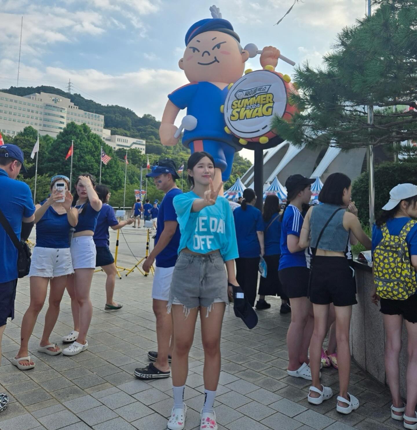 2024 부산 흠뻑쇼 에술이야~
.
.
#흠뻑쇼부산 #흠뻑쇼부산2024 #흠뻑쇼 #부산 #부산맛집 #부산여행 #부산데이트 #좋아요반사 #좋아요 #싸이 #싸이흠뻑쇼 #예술이야
