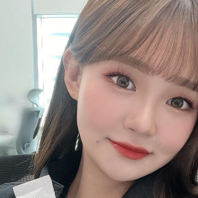 고수영 on Instagram: "#협찬 인어타임 뮤신 콜라겐 먹고 바르고 피부관리, 탄력관리 다들 열심히 하시죠~? 콜라겐이 채우지 못하는 빈틈까지 꽉 채워주는 인어타임 뮤신! 인어타임 뮤신은 국내