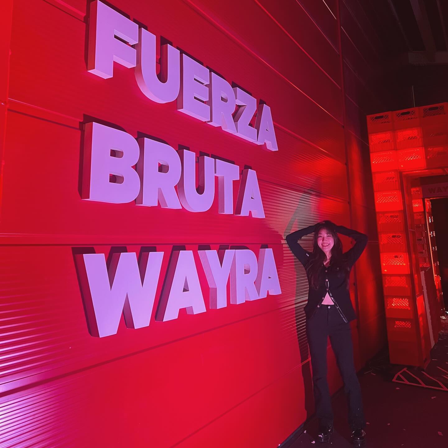 FUERZA BRUTA WAYRA ᕦ(ò_óˇ)ᕤ
(샤워하고 나옴💦..❣️)