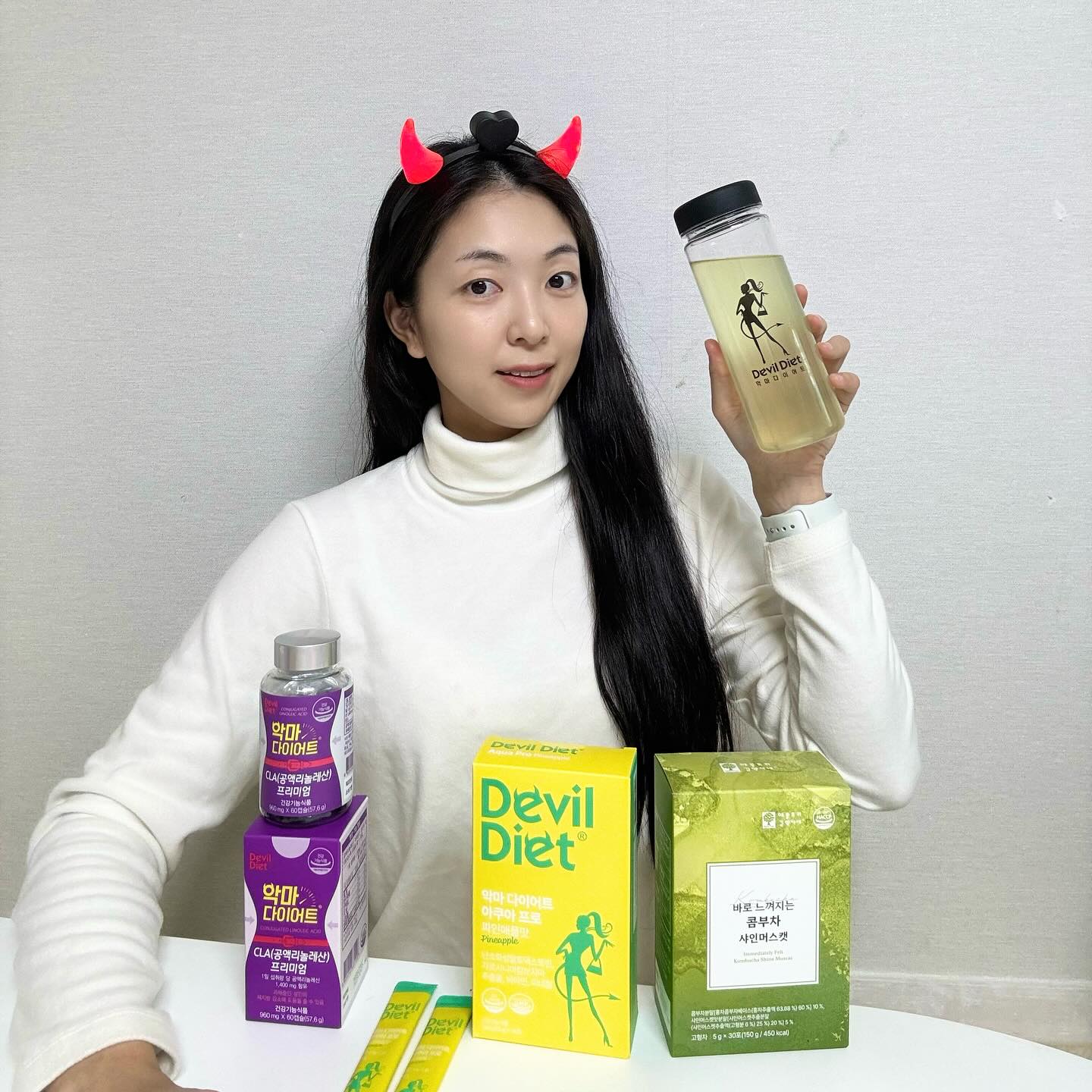 #광고 #악마다이어트앰버서더 #악마다이어트3기

악마다이어트2기를 마치고
제가 우수활동자로 선정되었어요
악마다이어트3기 연임되어
한달동안 또 함께하게된 #악마다이어트
명절 시작도 악마와 함께👿
잘 버텨보는걸로!!
악마 CLA와 콤부차까지 
이번 한달도 잘 부탁해💜
devildiet

#악마다이어트 #악마다이어트파인애플맛 #명절다이어트