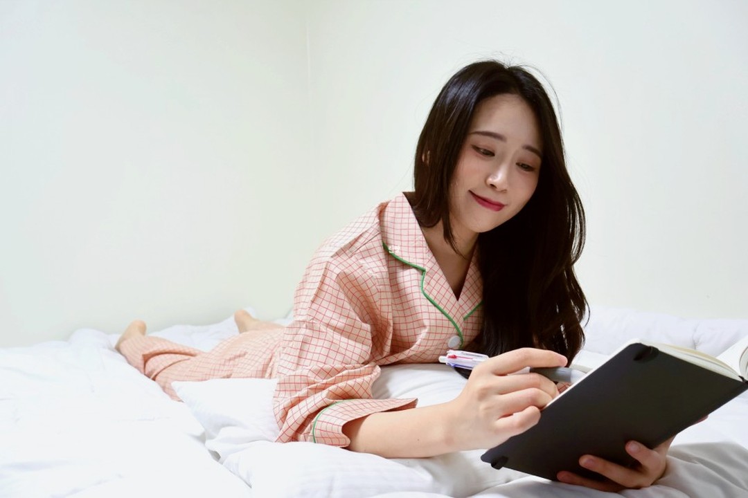 #광고

편안한 일상을 위한 파자마.
조스라운지에서 선택해보는 것은 어때요?

바로 지금!
🥳 조스라운지에서 1년에 단 2번 진행하는 시즌 오프 이벤트가 진행 중이에요.
😏 최대 60% 할인된 가격으로 커플잠옷세트도 만날 수 있어 커플이나 신혼부부에게 선물하기에도 딱 좋죠.

여기에 제가 비회원도 사용 가능한 5% 추가 할인코드도 살짝쿵 알려드릴게요 🤗
𝐬𝐞𝐚𝐬𝐨𝐧𝐨𝐟𝐟𝟓
결제할 때 할인코드에 제가 알려드린 코드를 적어 적용하면 최대 60% 할인 적용된 제품에서 5% 추가 할인받아 구매할 수 있어요. 😎

🙌 편안하고 쾌적한 일상을 위해 조스라운지 파자마와 함께해보세요!

#잠옷 #커플잠옷 #파자마 #조스라운지 #시즌오프 #할인코드 #숙면 #휴식 #잠옷추천 #잠옷스타그램 #커플잠옷세트 #이쁜잠옷 #예쁜잠옷 #잠옷추천 #파자마추천 #파자마파티