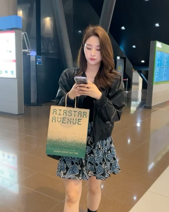 올해 두번째 여행지 상해♥️
비자부터 급하게 준비해서 우당탕탕이었지만, 또 가고싶을만큼 넘 좋았던곳✨
.
.
#퇴사기념 #여행 #직장인 #탈출 #백수시작
