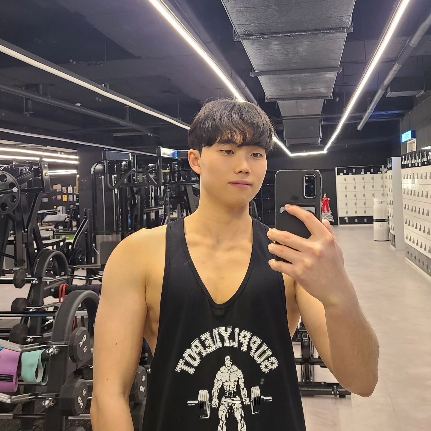 등 운동 완료
축구 보자🫡