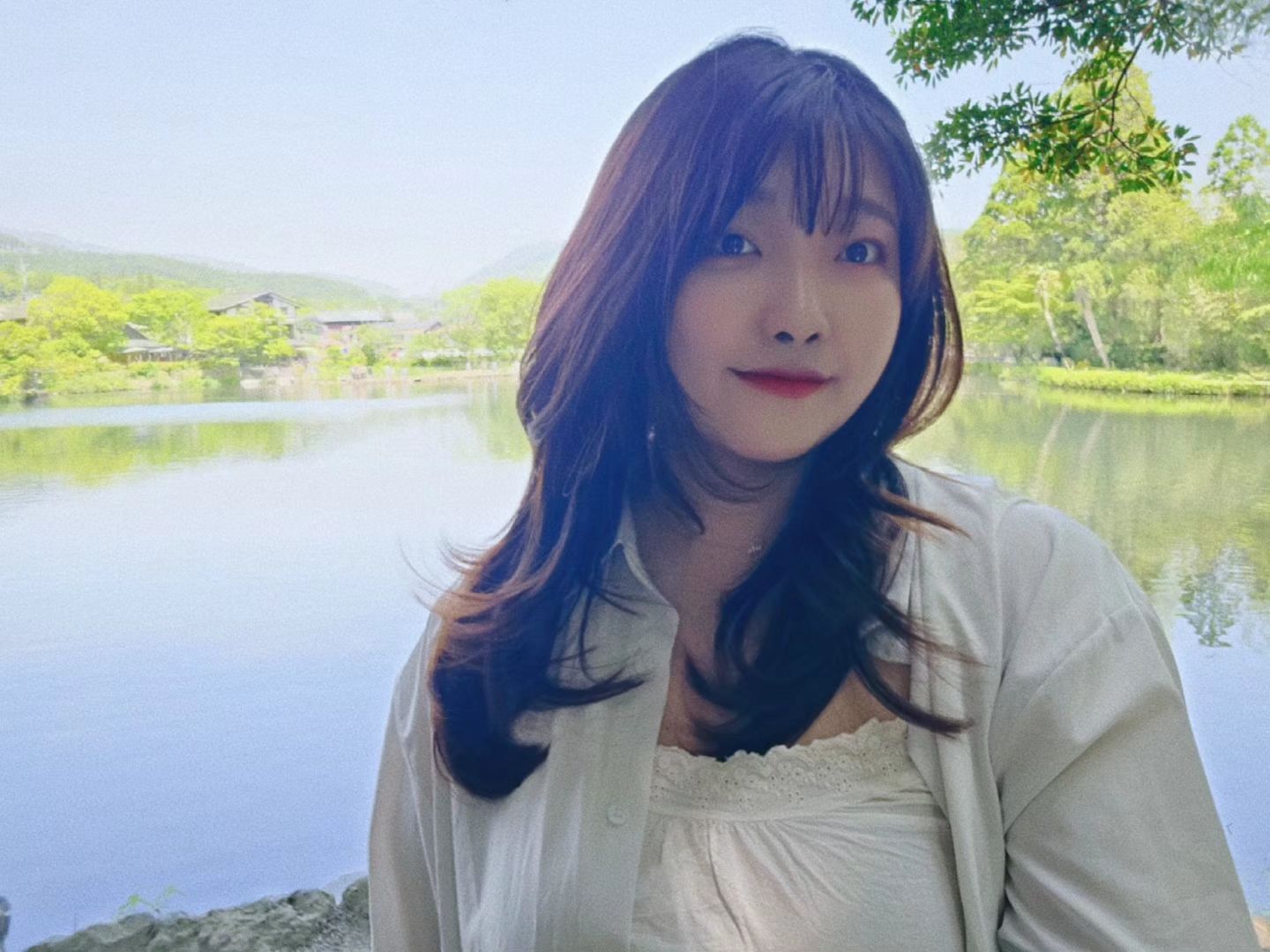 유후인 킨린호수🌱
⠀
⠀
호수인데 수심이 정말 얕았던 곳❕️
오자마자 사진부터 찍어서 사람 별로 없어 보이지만 나중에 다시 와보니 사람 왕 많았다... 근데 80프로 한국 사람🤣
⠀
⠀
⠀
⠀
⠀
⠀
⠀
#99 #26 #25 #instagram #여행 #후쿠오카여행 #유후인 #킨린호수 #날씨가다했다☀️ #셀카각도다똑같아 #힐링여행 #일상 #힐링 #선팔 #맞팔 #선팔하면맞팔 #좋아요 #좋반 #좋아요그램