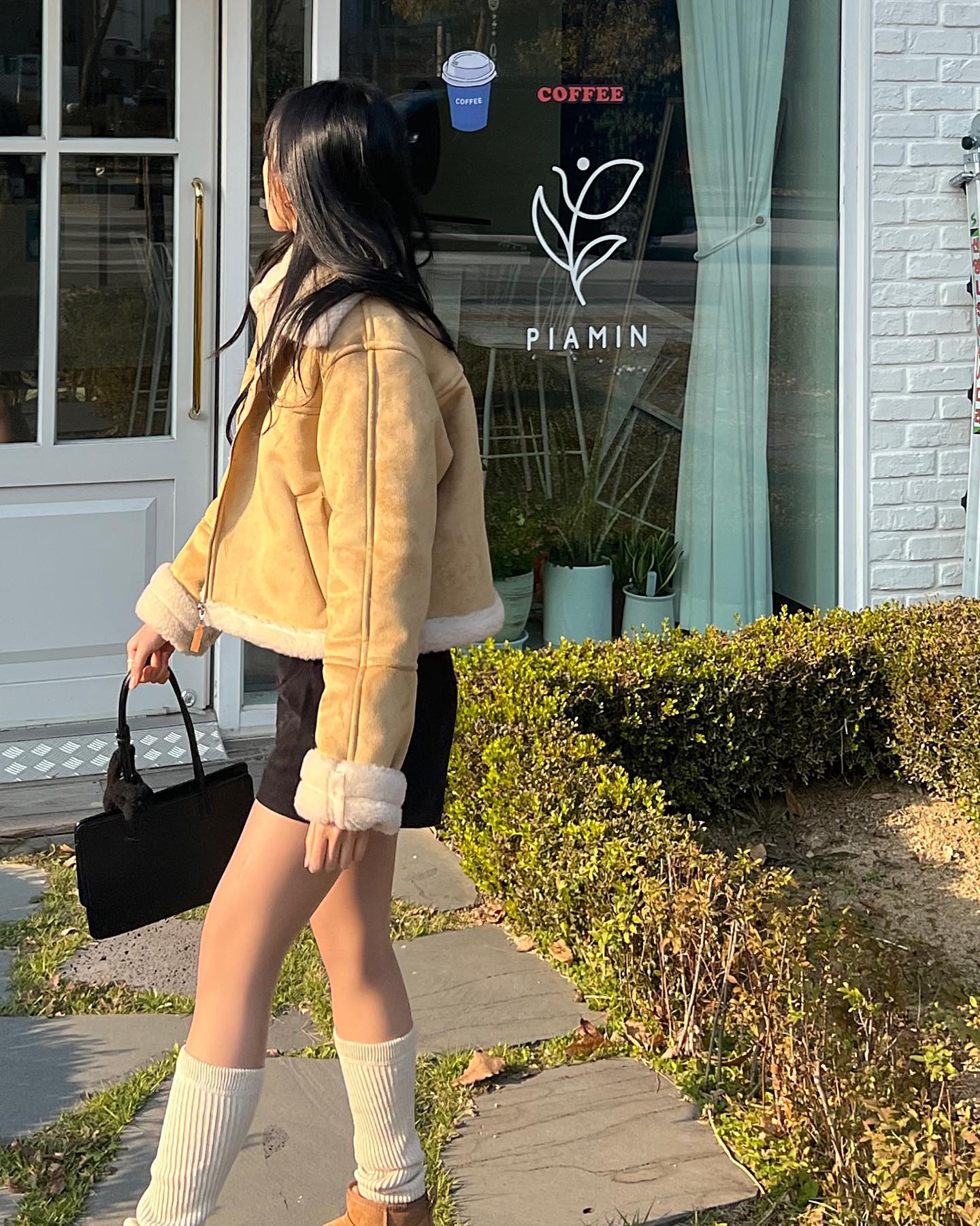돈 많이 벌어서 다 데려와야지 그로밋 쮀식덜 . . 🎁