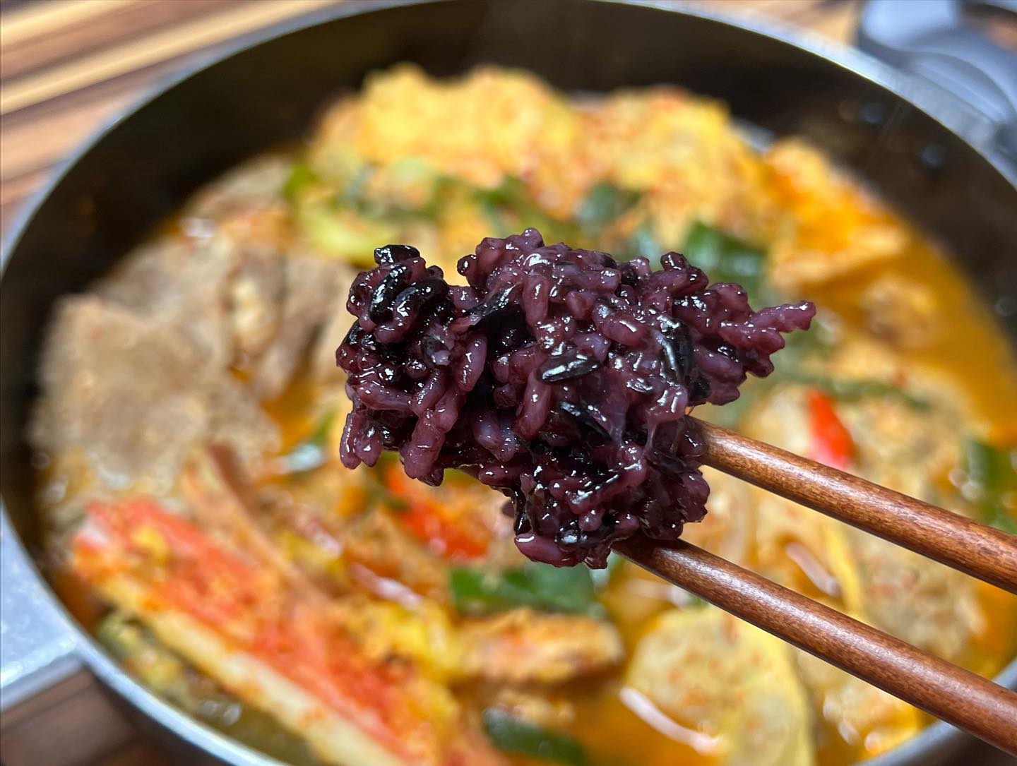 닭계장 해먹자는거 우겨서 전찌개 먹기!!
흑미밥에 진심인곳 ㅋㅋㅋ

#전찌개 #맛집 #금손 #술스타그램 #먹스타그램