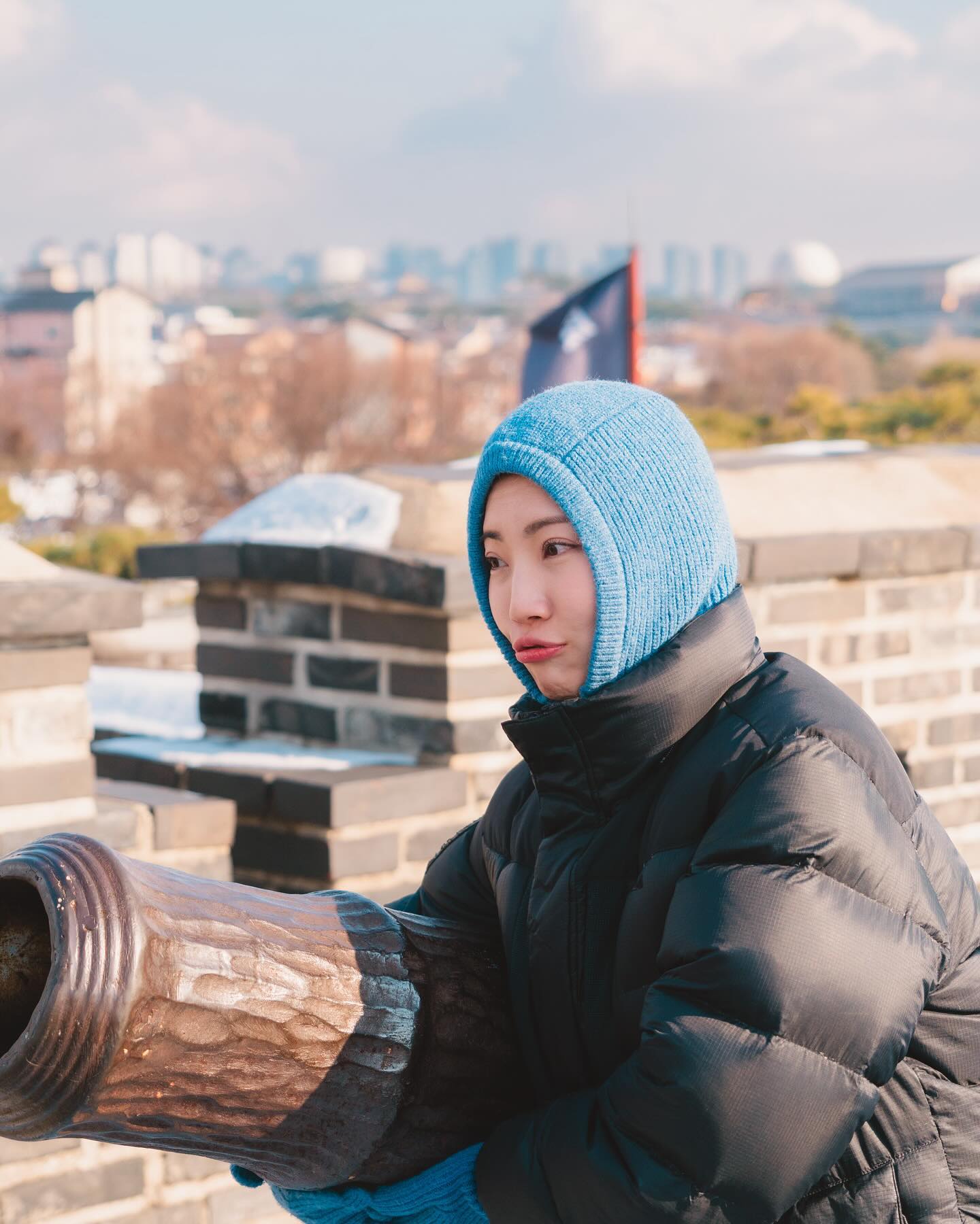 수원화성의 겨울⛄️

봄여름가을겨울 모두 이쁘지만,
겨울에 눈쌓인 성곽길 걸으며 눈밟으면 최공👍🏻
사진 찍기에도 좋고, 데이트 코스로도 추천

photo by lumpenfolder 

#수원데이트 #행궁동데이트 #수원겨울데이트 #겨울가볼만한곳 #수원화성 #수원화성둘레길 #수원가볼만한곳 #겨울데이트