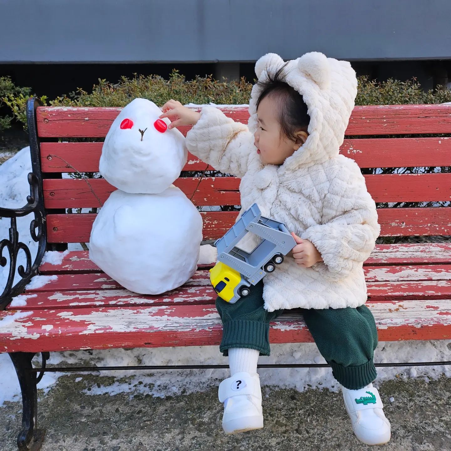 안녕 반가워 ⛄️ 
#눈사람
#겨울 #겨울놀이
