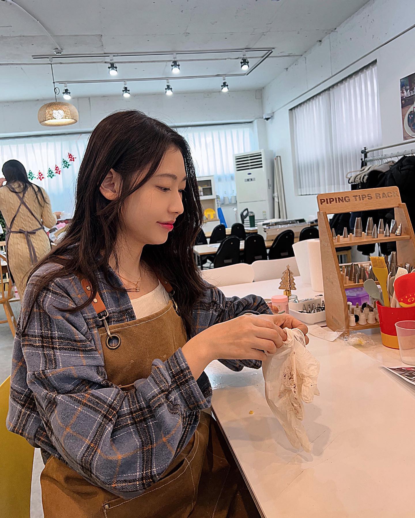 화이트데이기념 내가 만든 쿠키이-
내가 만들어서 내가 먹기 히히
⠀
⠀
⠀

#화이트데이 #화이트데이데이트 #화이트데이선물 #0314 #sel #selfie #selca #slestagram #instapic #pic #쿠키만들기 #디저트 #디저트공방 #원데이클래스 #desserts #스모어쿠키 #셀