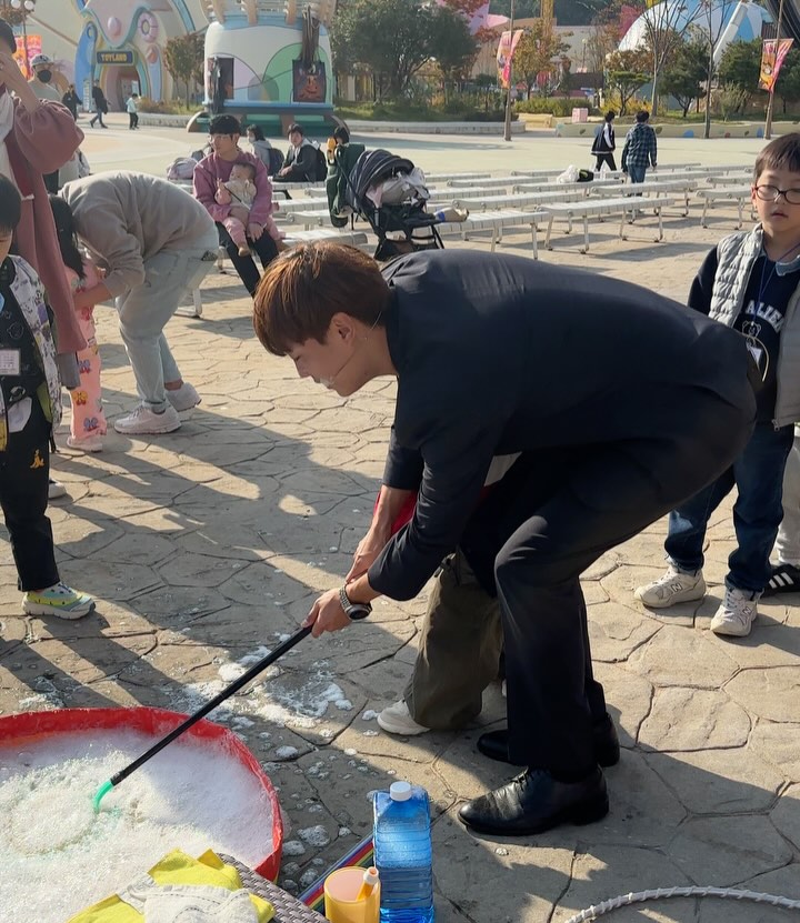 #디후쓰일상 

유치원,태권도 다 땡땡이치고 엄마랑 데이뚜🤍
#로봇랜드 
#로봇랜드공룡월드