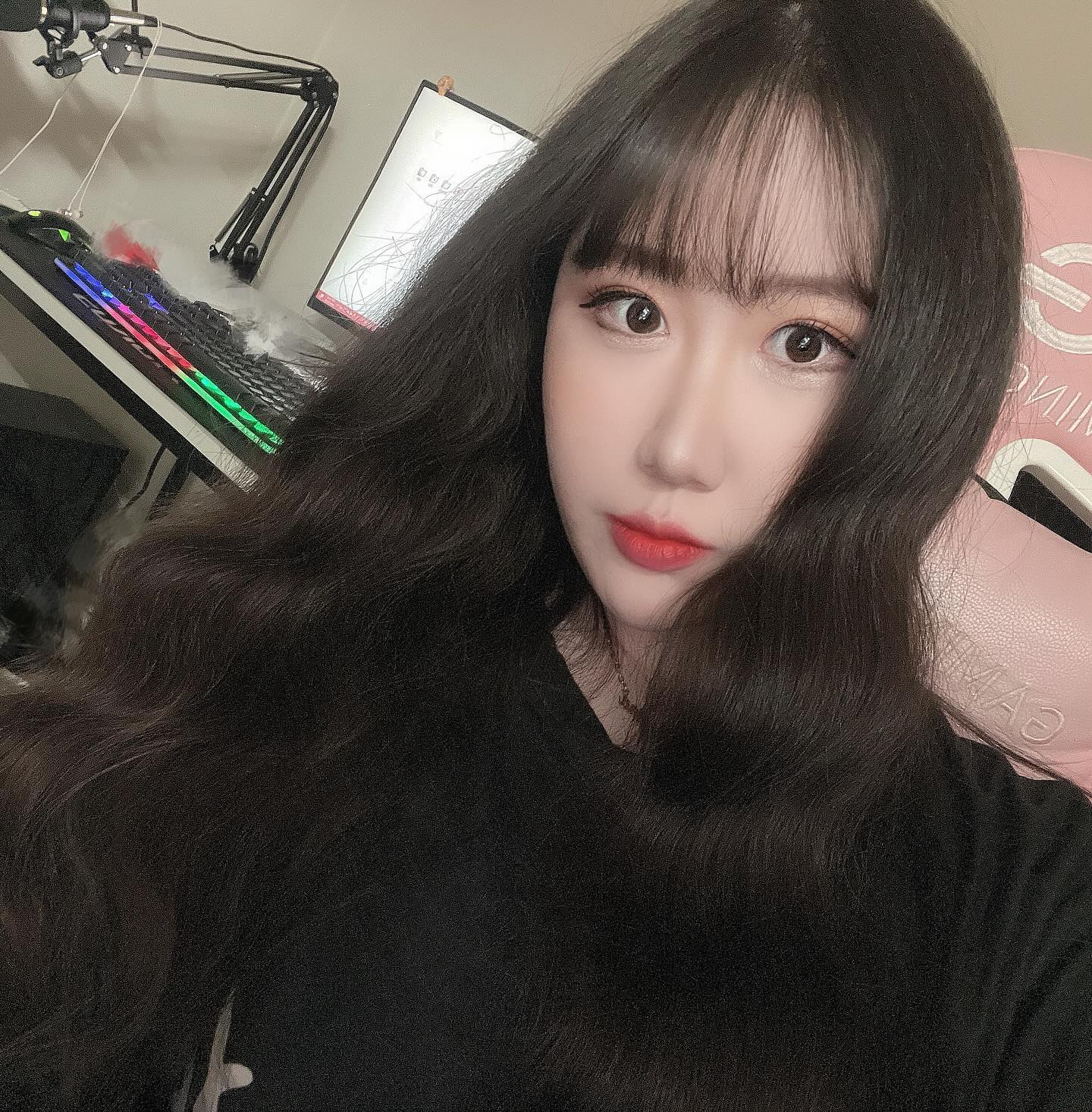 나이를 먹긴 먹었구나,,😂