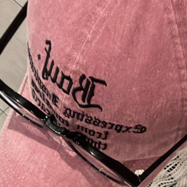 이민혁 on Instagram: "#협찬 #광고 @gguba_official 에서 TRAUM 안경 제품을 제공 받았습니다."