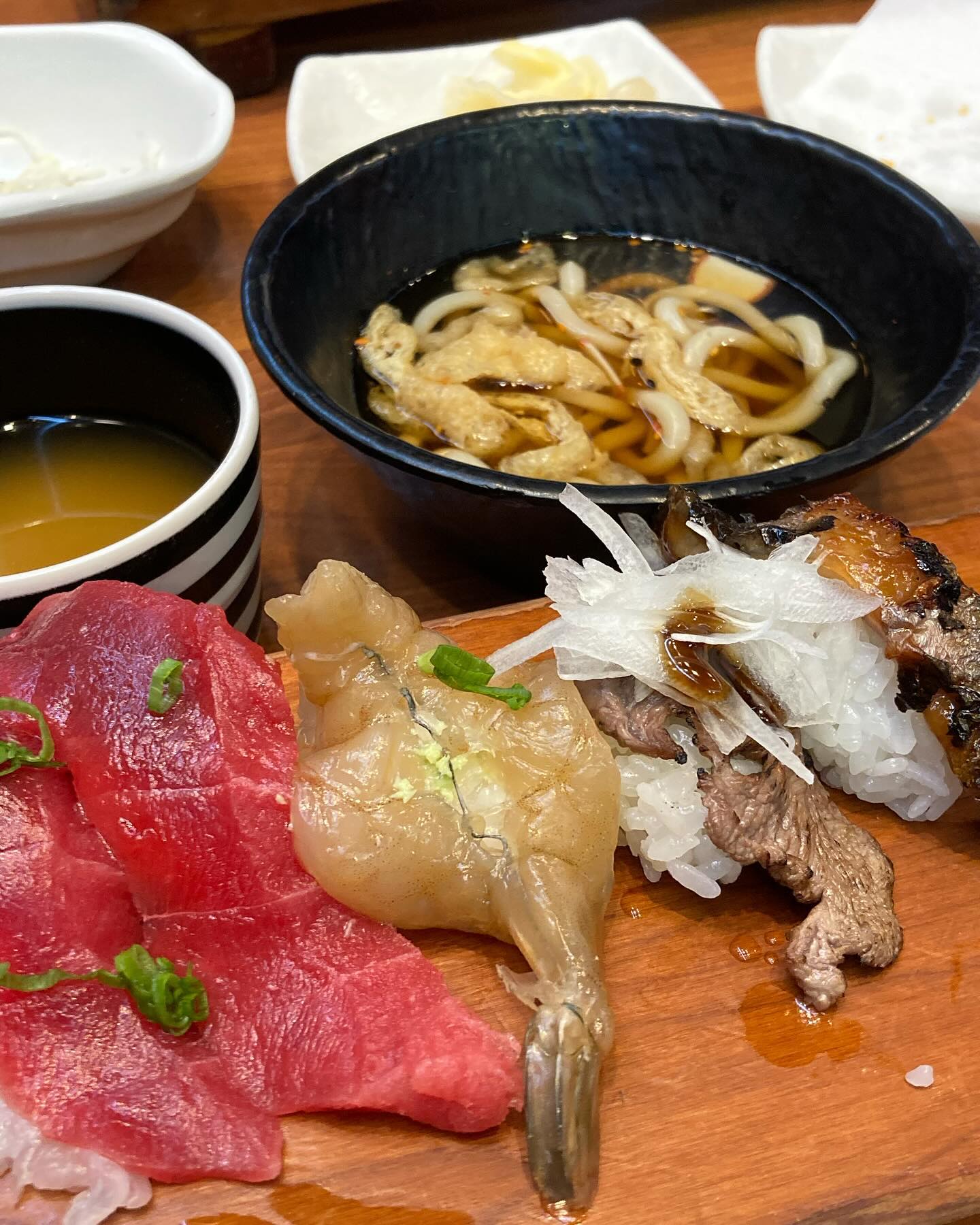 #청라맛집 #청라초밥 #서연초밥
초밥 먹고 싶을 때마다 방문하는 동네 맛집🫶