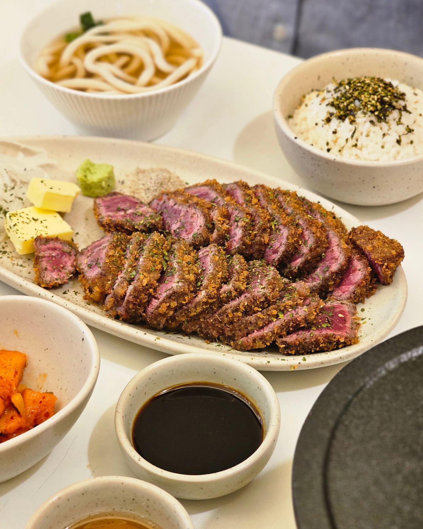 요즘 인스타에서 #소연옥 핫하길래 궁금해서 다녀왔는데
30분 웨이팅해서 먹을만 하당 ⸜( Ꙭ̮ )⸝❤
규카츠 너무 맛있어-!

#소연옥부평점 #규카츠 #규카츠정식 #규카츠맛집 #부평역맛집