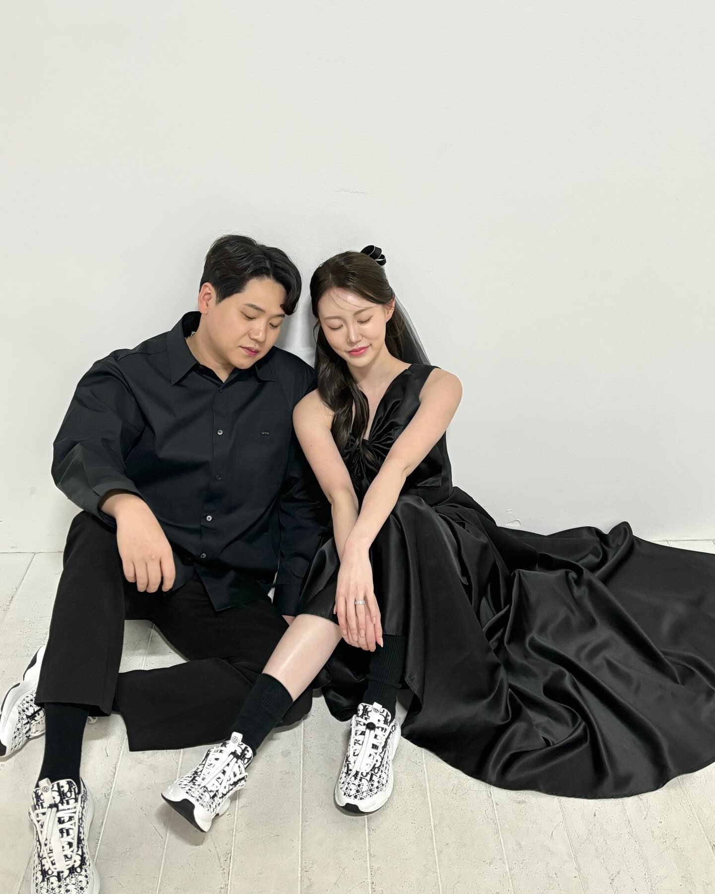 🤵🏻♥️👰🏻‍♀️
.
.
(5)
