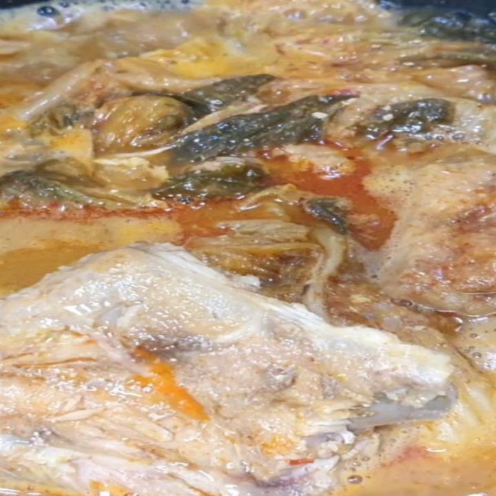 바빠서 항상 #배달은식 #외식
지겹고 지출도 많아 요새는 #밀키드 #반찬가게 이용 ㅋ
#윤호네감자탕 3f_u_know_yunho 인터넷 주문해서 #끓이기
완전 쉽네 ㅎㅎ
그냥 끓여서 #밥상 올려두기

간편식인데도 진한 국물맛 좋다
고기 살도 많고 많있음