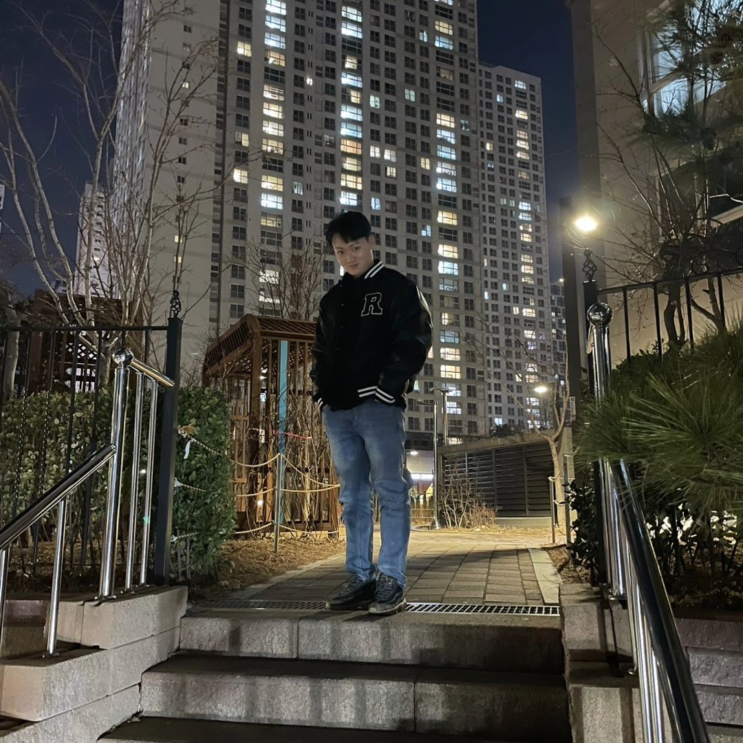 #R바시티자켓
#협찬

#로우랩 이벤트당첨  바시티자켓
가죽느낌 부들부들 😉😉 촉감도 좋고  케쥬얼하게  너무너무 예뻐요😍😍
#멋진자켓  감사합니다 😍  딱  맞춤으로  너무너무 좋아요 😍😍

rawlab_official

#로우스튜디오
#로우랩
#이벤트당첨 
#케쥬얼자켓 
#멋진자켓
#이쁜자켓
#감사합니다