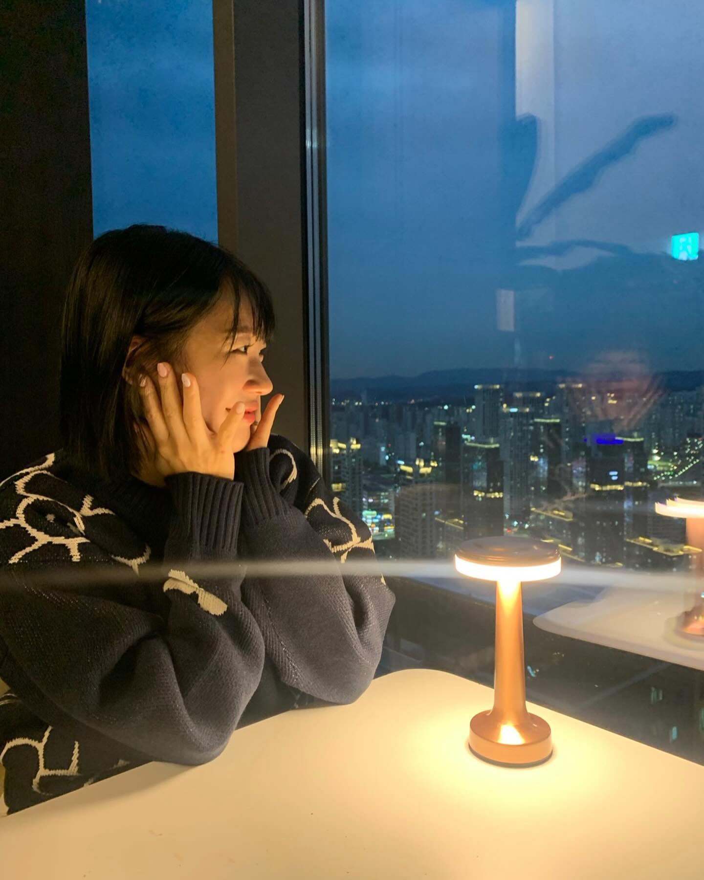⭕️비포&애프터 놀람주의⭕️
-
✔️2번 :  임신하고 피부트러블났을때 ㅠ 
  헤어라인따라 좁쌀&피지 왕창이었어요ㅠㅠ
✔️3번 : 꾸준히 관심가지고 겨울 유수분밸런스 잘 맞춰주며 
  관리한 지금!! 
  번지않고 피부결은 맨들맨들 좋아지고있어요!!

▶️어떤 예민한 피부가 사용해도 정말좋은 브릴리언스팩!!!
 중요한 일정 전날 < 브릴리언스팩 > 으로 
  피부진정 • 홍조다운 • 물광케어 한번에 끝내버리세요!!!!
-
-

🔸비건 시트로 만들어져서 피부 착붙!! 은 물론 친환경인 마스크팩.
🔸화해 20가지 유해성분없는 팩.
🔸코씨 고유특허성분으로 오일감 없이 속부터 차오르는 쫀득물광.
-
-
이번주 금요일까지 ‼️
이벤트 혜택챙겨서 꼬옥 피부관리 성공하세요🎉
궁금한점 모두 디엠환영 🥹