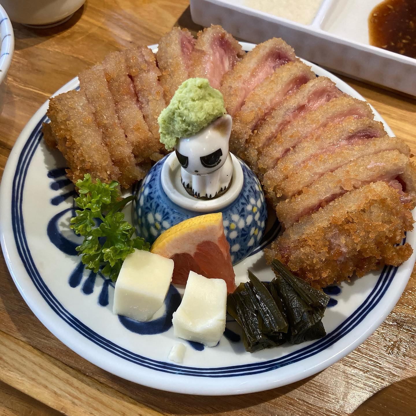 어떤 고기를 가장 좋아하시나요~?
저는 규카츠입니다☺️
#규캬츠 #규캬츠맛집