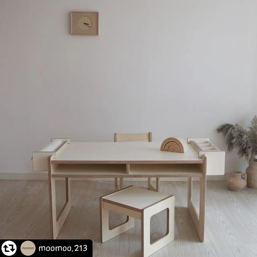 #리그램 - moomoo.213 by get_regrammer
moomoo #키즈책상 #서포터즈모집
⠀
⠀
⠀
⠀
저희 키즈테이블을 많이 아껴주시는 덕분에
저희 메인이 될 만큼 성장하고 있어요
아이들 미술용, 학습용으로 많이들 구매하시는것같고
저희집 7살 꼬맹이도 아주 잘 사용하고있는 제품군 중 하나랍니다^^
⠀
⠀
⠀
⠀
📣 무무 키즈테이블 서포터즈 모집 리그램이벤트
⠀
⠀
✔️moomoo 키즈책상 서포터즈 모집기간
•2. 26(월) - 3. 4(월)
⠀
✔️moomoo 키즈책상 서포터즈 당첨자 발표
•3. 7(목) 스토리 or 개별발표
⠀
✔️moomoo 키즈책상 서포터즈 상품
•무무 키즈책상 1인세트 or 2인세트 1명
⠀
✔️서포터즈 신청방법
•무무 (moomoo.213) 팔로우
•게시물 좋아요 + 게시물 저장
•본 게시물 사진 중 리그램 or 캡쳐하여
본인의 피드에 필수해시태그 #유아가구 #유아책상 #키즈테이블 #키즈책상 #미술책상
moomoo.213 계정 태그해 올려주세요
•리그램후 해당 피드에 바로 참여완료 댓글 남겨주세요
•친구소환 3명이상 부탁드려요
⠀
✔️서포터즈 활동
•3달동안 월1회 피드 작성 부탁드려요
•작성해주신 사진과 후기는 마케팅 용도로 활용될수있어요 (비공개, 이벤트 전용 계정은 참여가 어려우세요)
⠀
⠀
해당시기에 구매하신 당첨자는 환불해드려요 ☺️
많은 참여 부탁드려요🙏🏻
⠀
⠀