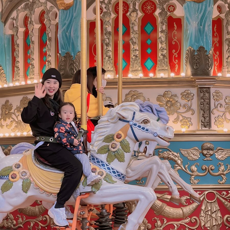 ⠀
아이는 환상의 나라, 엄마는 환장의 나라🎠