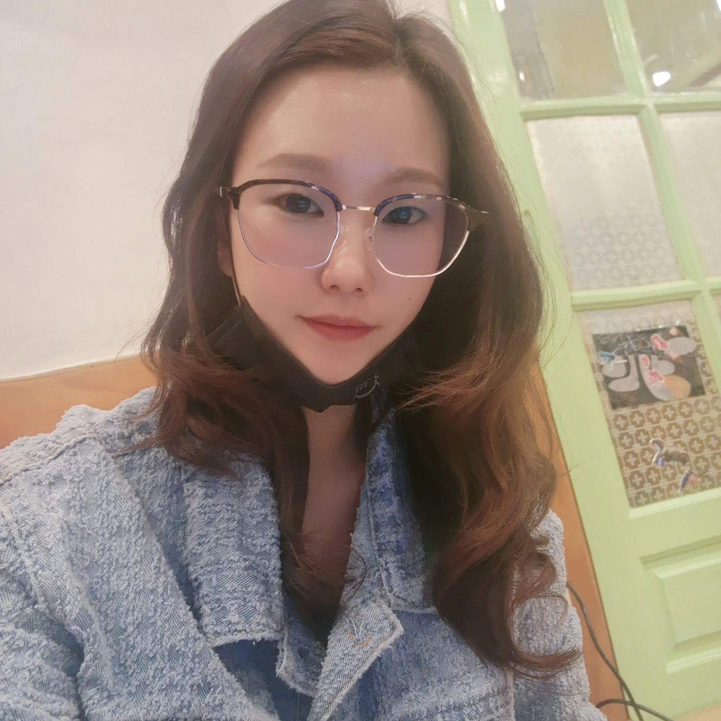 #오늘의제시

✨️이벤트가 있으니 끝까지 읽어주세용🤎

안녕하세요! 걸크러쉬 제시입니다💕💕
4월이 되니 무언가 설레이게 좋은 제시예용😃
아마 가는 길 마다 예쁘게 활짝 핀 벚꽃때문이
아닐까싶네용🩵🩵🩵

오늘은 아침에 출근길에 책을 읽으면서 출근하였는데
또 책에 빠져서 가다보니 1시간이란 출근길이
시간가는줄 모르고 도착했네요👍👍

제가 읽는 책은 무엇일까요?
ㅇㅅㅇㄱ 이라는 책을 읽고 있는데
초성을 맞추시는 분중 3분께 소정의 선물을
드리도록 하겠습니다🤩🤩

제시의 깜짝 이벤트 소소하게 쭈욱
진행할 예정이니 많은 관심 가져주세용😍

#제시의이벤트 #봄 #30여자 #소소한행복 
#책좋아하는여자 #책읽기 #자기계발 #자기계발도서
#긍정적인마인드 #열심히살자