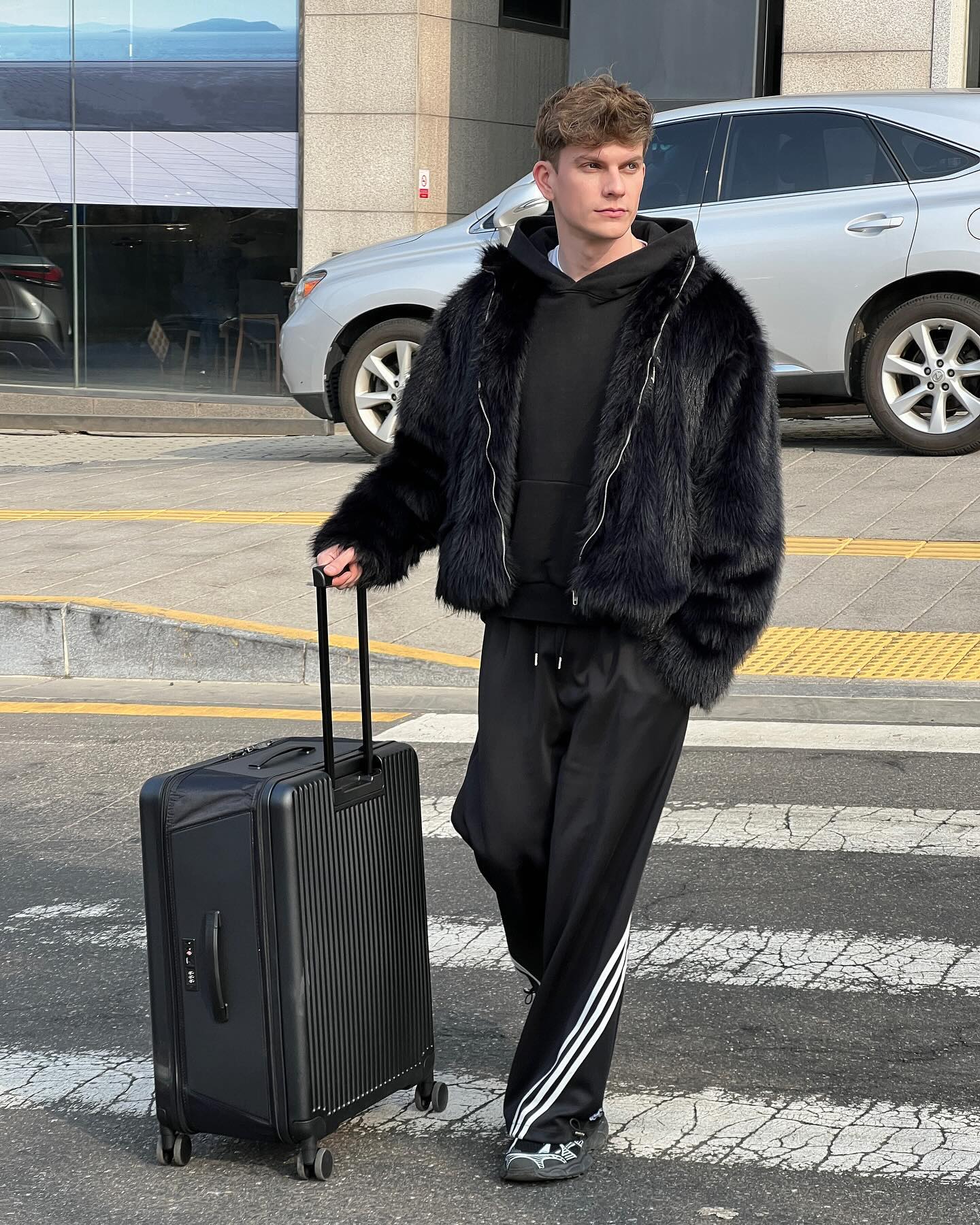 Where am I going with my no1travelgear collapsible suitcase?
🚊

#트래블기어
#트래블기어폴더블캐리어 #폴더블캐리어
#자취생캐리어 #접이식캐리어
#트래블기어캐리어 #트래블기어압축캐리어
#여행용폴더블캐리어