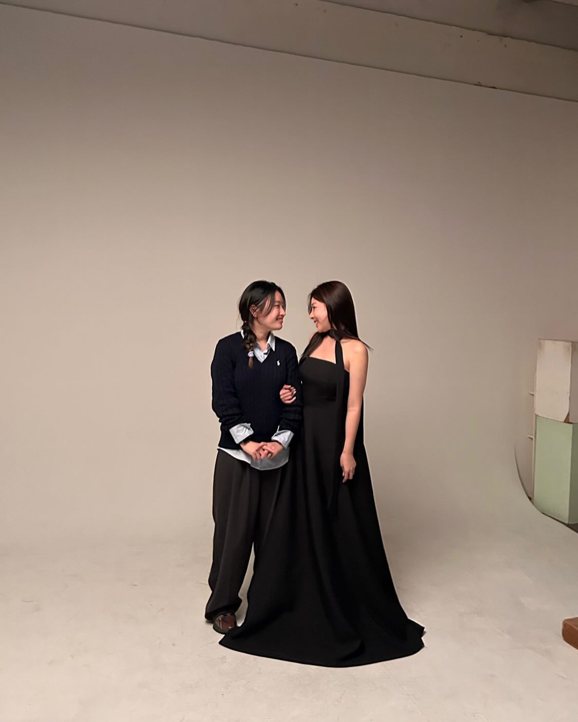 livler_dress  유색드레스 맛집❤️ 덕분에 우리집 막내공주랑 한컷  gayoung_.y