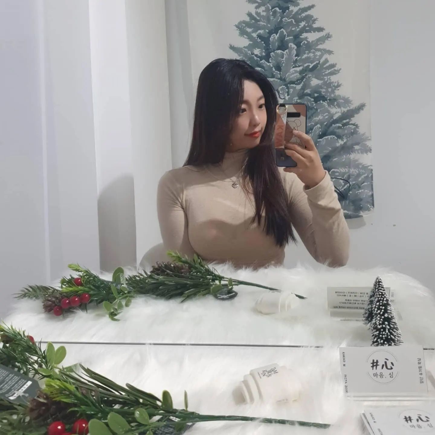 11월은 정말 예약만으로 정신없이 보냈어요😄
12월이 되어서야 겨우 숨 좀 돌리나 싶은데
역시 연말 여행도 무시 못하는거겠죠?

다들 '받을거면 심에서 받아야지' 라는 생각으로
첫 도전 하시기도 한다며..ㅎㅎ 여행전에 드디어 와보신다며👍

💛한해의 마무리! 함께 해보아요🩶 

오늘도 심하세요🤍

#일상 #데일리 #인친 #맞팔 #선팔 #선팔맞팔 #선팔하면맞팔 #맞팔환영 #소통 #팔로우 #팔로잉 #팔로우늘리기 #좋아요 #좋아요반사 #좋반 #좋아요테러 #likeforlikes #likeforfollow #like4like #liker #likes #follow #followers #ootd #follow4like #followforfollwback #서면카페 #전포카페 #대청계곡