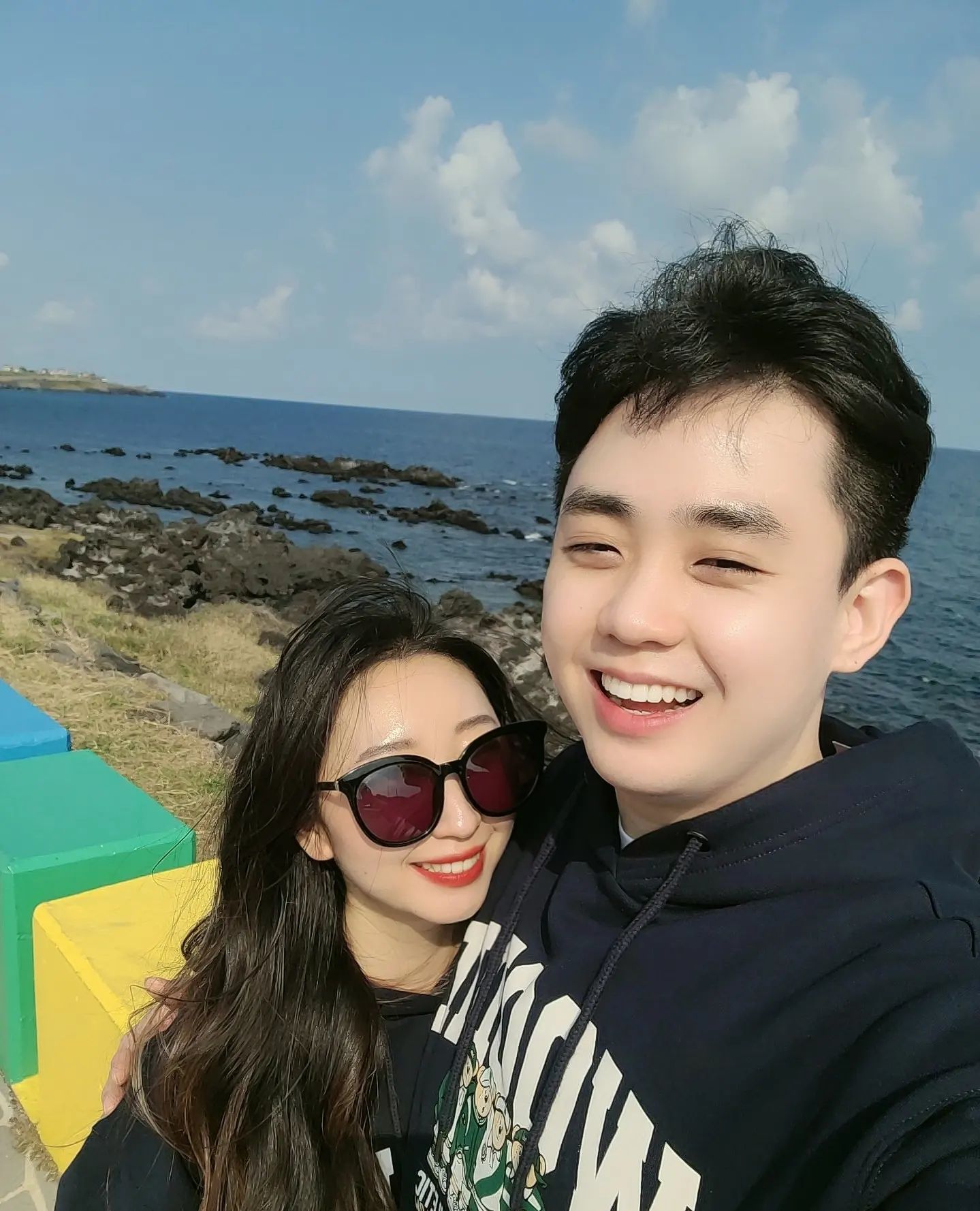 여행 셋째날 ㅋㅋ
느무느무 오기 싫었따 ㅠㅠ 
제주면 역시 고기국수인가! 해서 갔는데 꽤나 만족한 식사를 했고 ㅋㅋ 카페 갔다가 동문 시장에서 잔뜩 장보고 온 아주 알찼던 하루!
다음에 또 가자❤️
.
.
.
.
#여행 #여행또가고싶다✈️ #여행스타그램 #제주도 #럽스타그램❤️ #연인 #연애스타그램💑 #히히 #너무 #재밌었다❤️